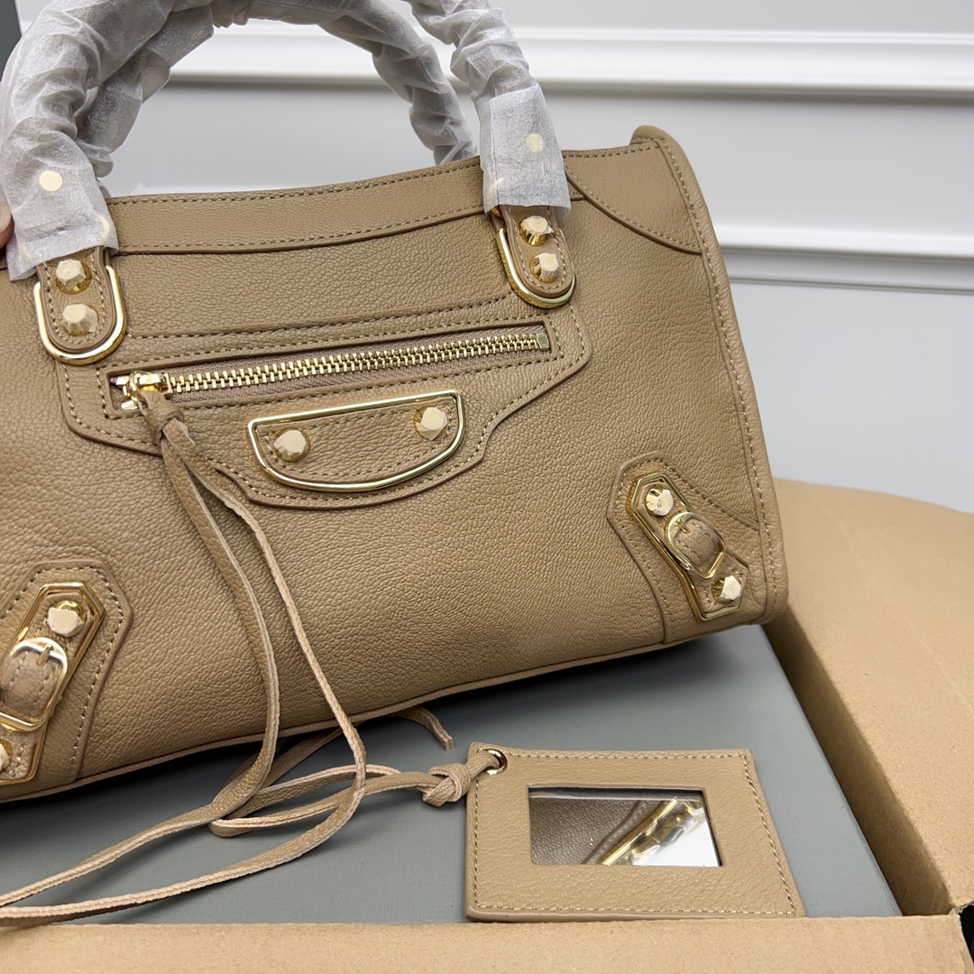 Balenciaga Le City Small Top Handle Bag - Apricot Leather, Gold Hardware 6 i1691907042 2279 5