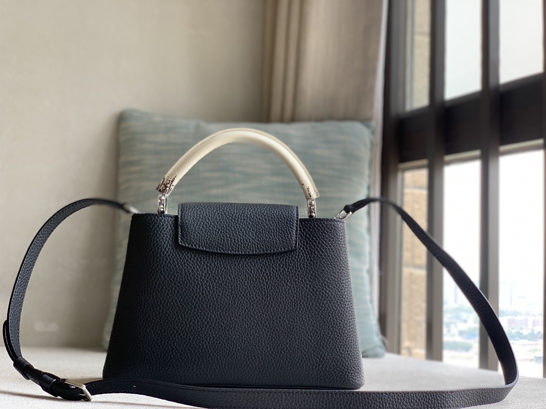 Louis Vuitton [Special quality original leather M94049 black white lizard silver buckle]