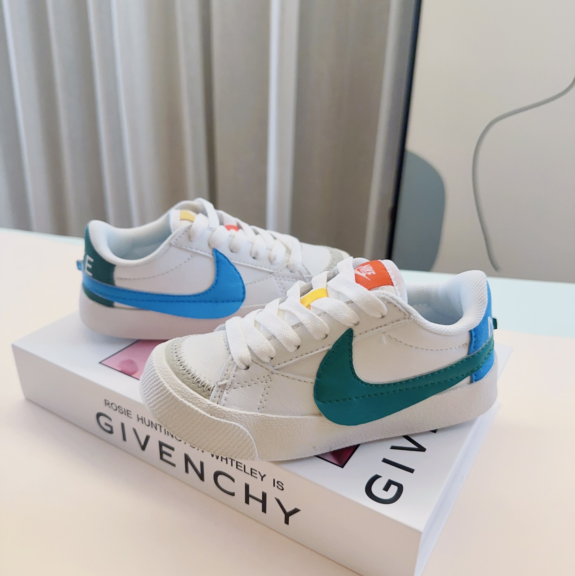 图片[6]-NK开拓者大勾 扣带童鞋26-37码 Blazer Low 77开拓者焕新升级🎉大号Swoosh突出更加张扬的潮流感❗️经典又个性！头层皮非常柔软，妥妥日常穿搭神器！-选品中心