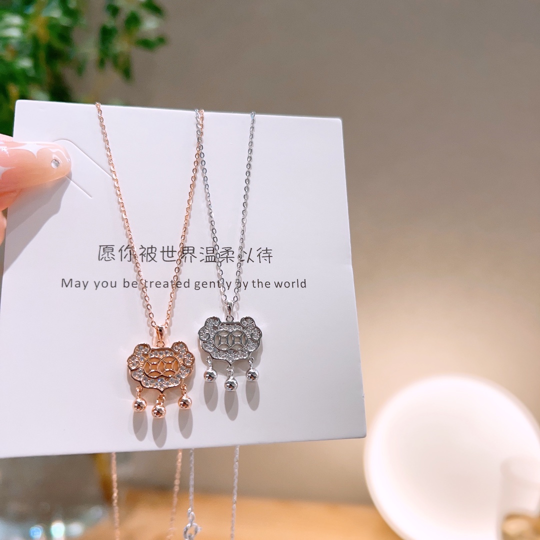 アーティスティック純銀ネックレスシルバー 新築祝い