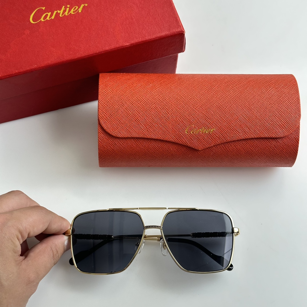 Cartier卡地亚新款男女通用太阳眼镜