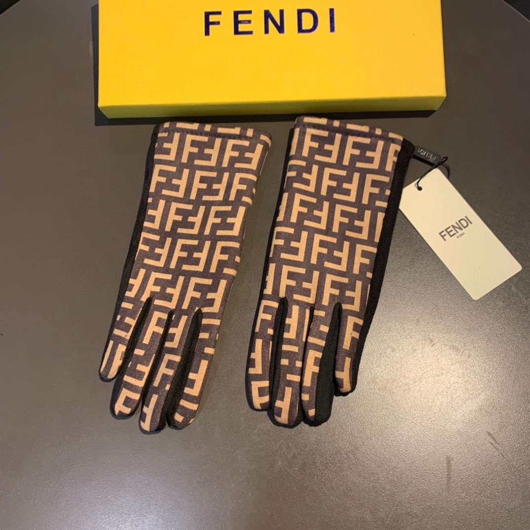 芬迪FENDI2023秋冬羊绒手套值