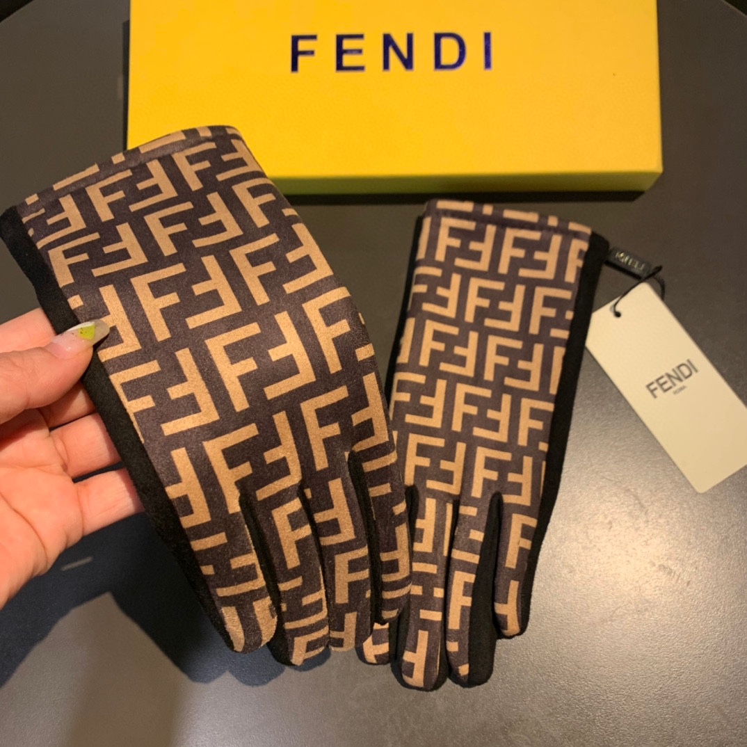 芬迪FENDI2023秋冬羊绒手套值