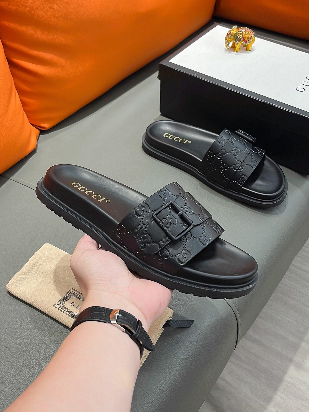 Gucci Men's Black Rubber Slides Sandals with Buckle Detail Size 38-44 6 a1692003411387 4080