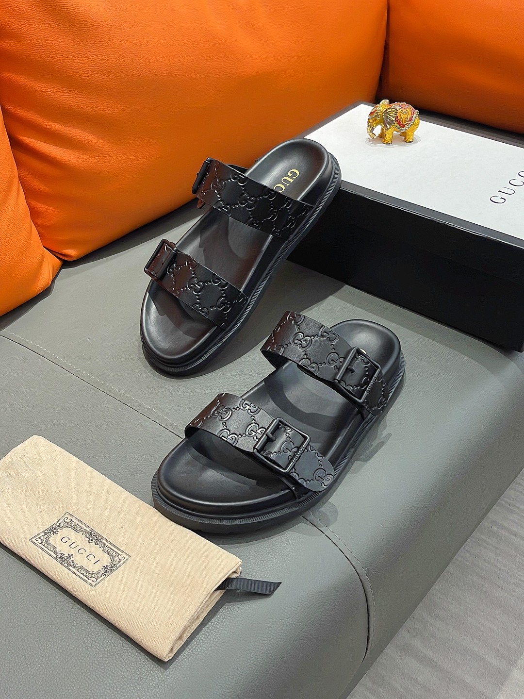 Gucci Men's Black Leather Sandals with Embossed GG Pattern - Size 38-44 3 a1692003620015 6384