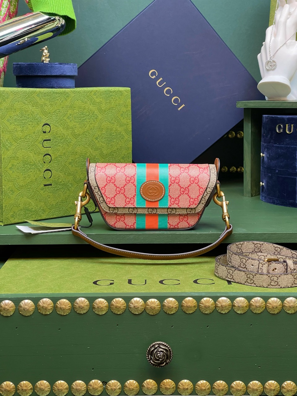 Dove acquistare la migliore replica
 Gucci Vendita all’ingrosso
 Borsette Borse Crossbody & Borse a Tracolla Rosa Mini