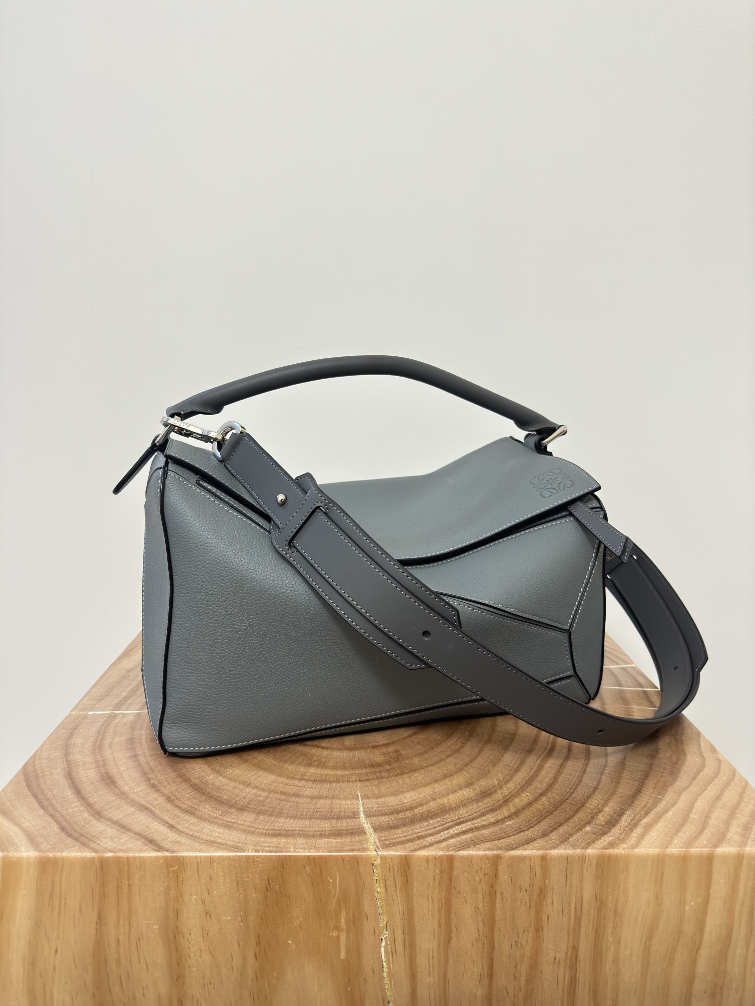 [Loewe Women