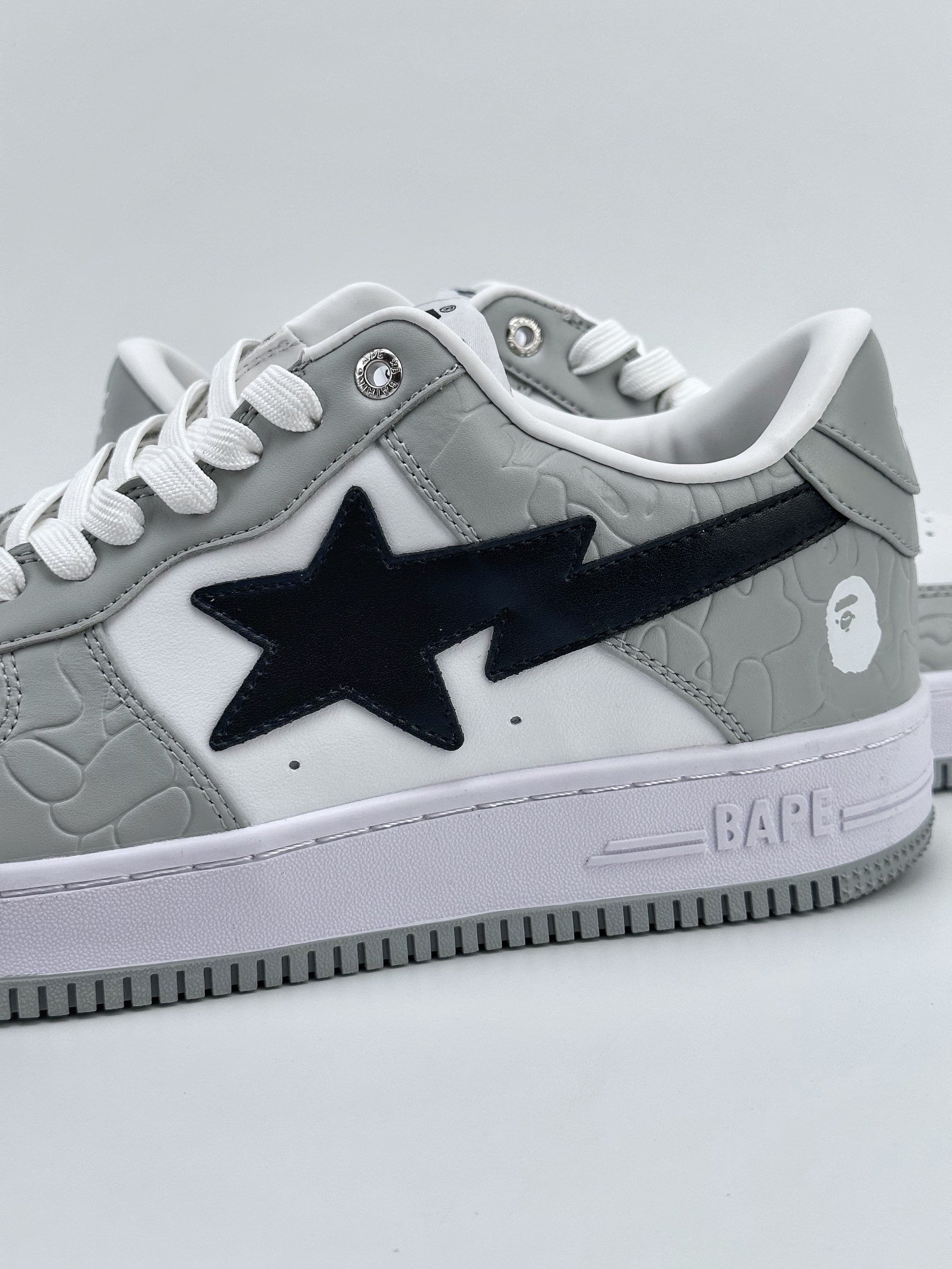 Bape x Air Force 1 '07 Low White Gray Black 1H70191002