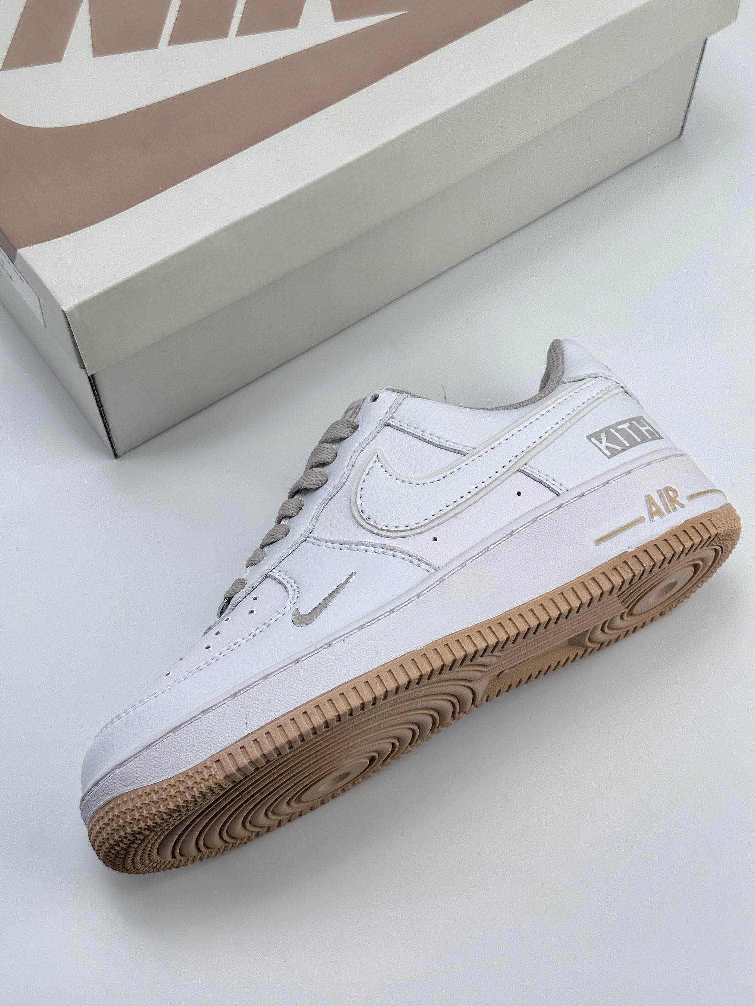 Nike Air Force 1 Low 07 x Kith joint white, gray and yellow KT1659-008