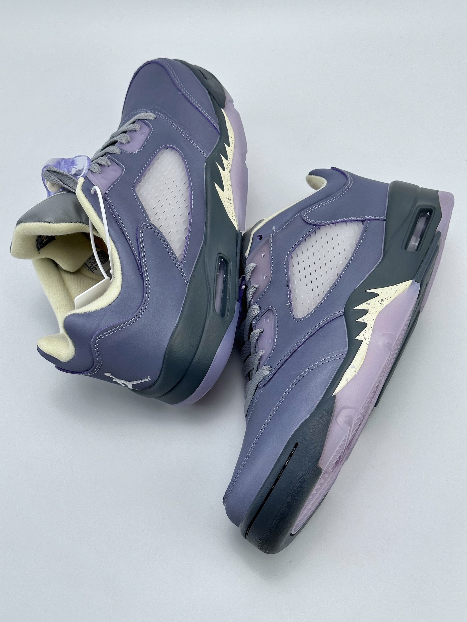 Air Jordan 5 Retro Low ”Indigo Haze” Blue Gray Purple FJ4563-500