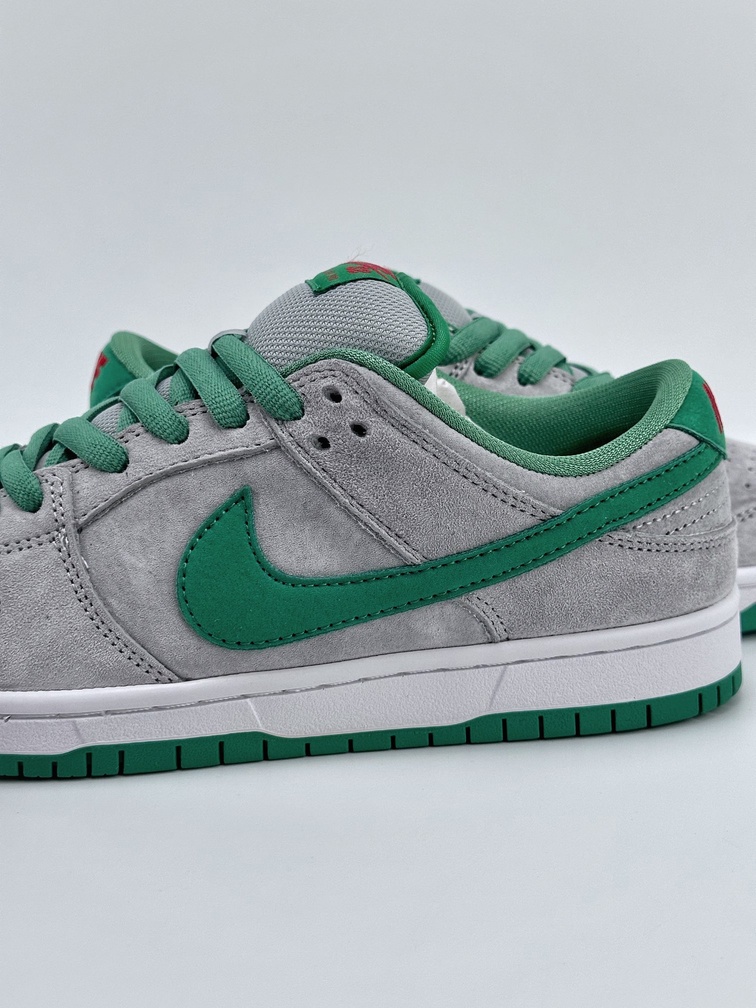 Nike SB Dunk Low Medusa Grey Green 313170-030