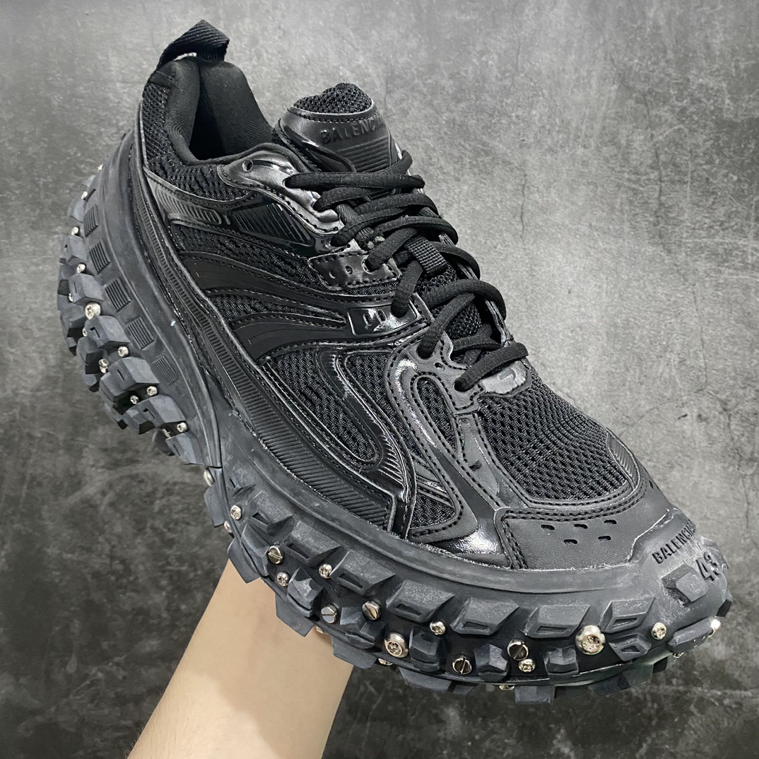 图片[3]-【I8纯原】Balenciaga Defender Rubber Platform Sneakers卫士系列 低帮坦克履带轮胎“黑色螺丝钉做旧”nn知名巴黎大厂出品n专柜同步包装 原装大盒细节精准对位官方n不含皮革 尼龙和网布材质n磨损做旧效果 夸张轮胎花纹鞋底  尺码：35-46 全码出货-莆田鞋批发中心