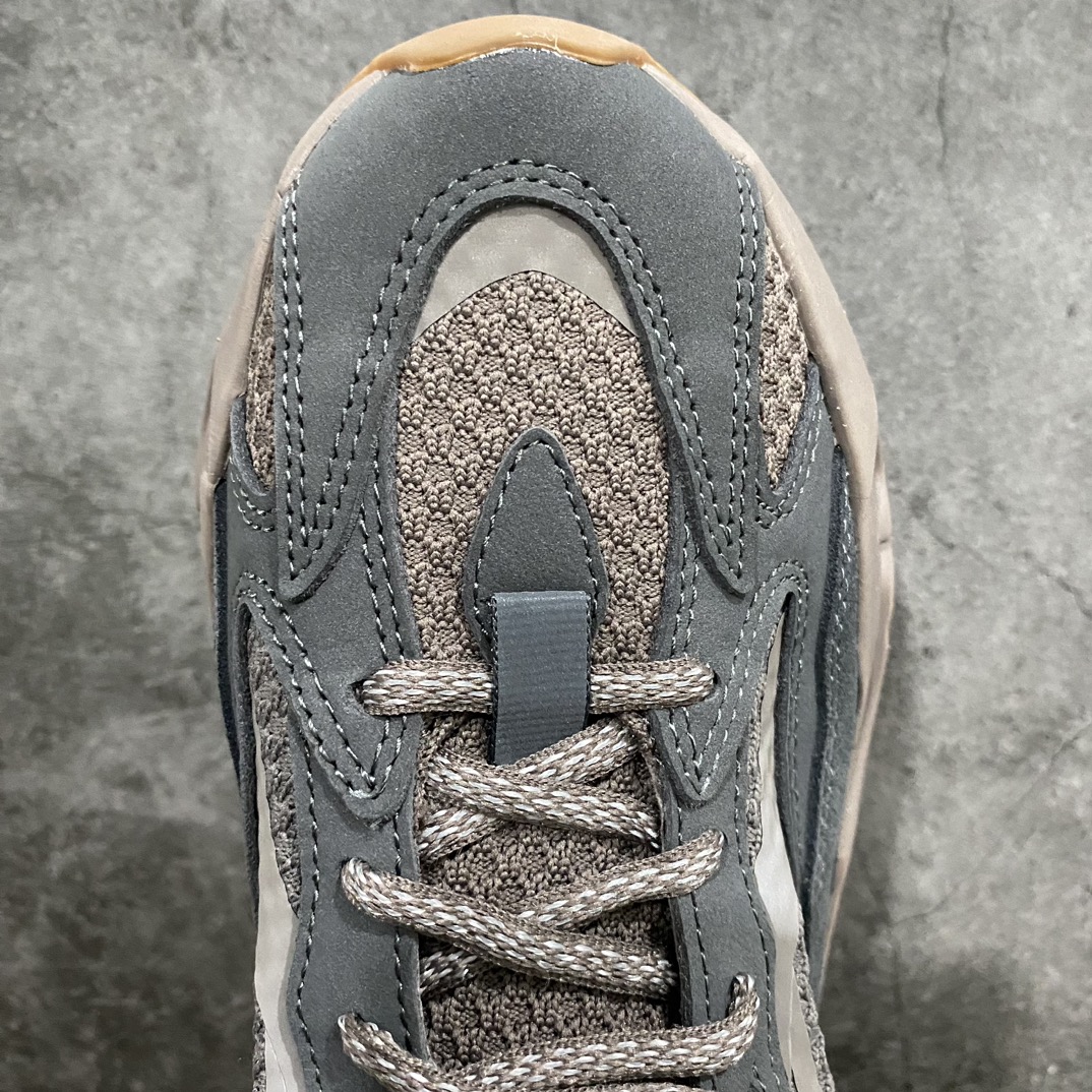 420 【LW版本】Yeezy 700v2 Mauve 大地 棕褐色 GZ0724