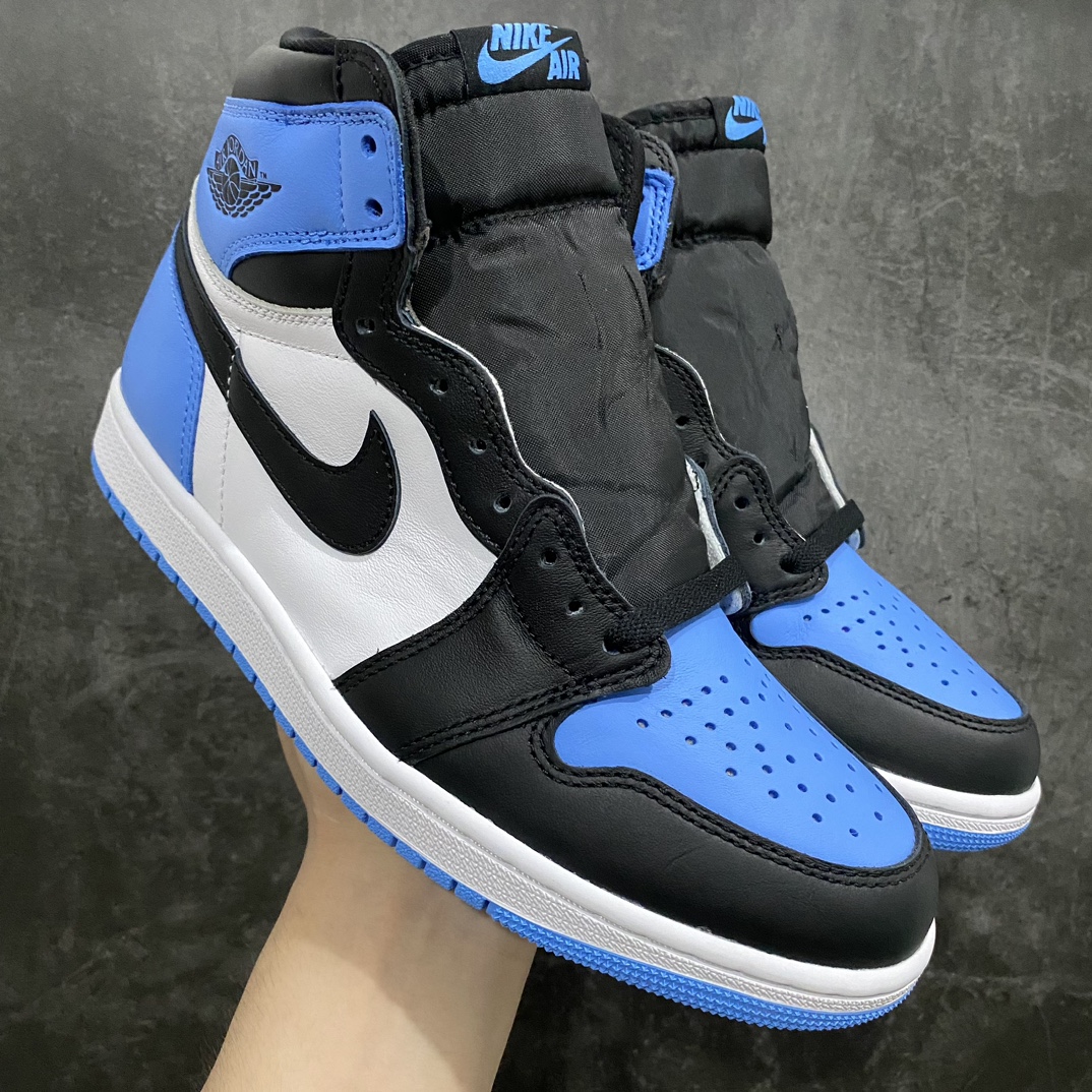 【私人订单】市场最强 欢迎对比🆚 Air Jordan 1 High OG AJ1蓝白 黑白蓝脚趾 DZ5485-400nn与市场各大代号纯原绝对的区分品质‼️n外贸工厂出品 细节 材料 工艺天花板级别n侧面看鞋型 怎么看都舒服 后跟驼背微微自然前倾n后跟收腰定型完美流畅 鞋口反口V字形定型相当到位n市场各大纯原版本 很难做到这样‼️n排气孔 鞋带口冲孔 皮料裁剪清洁度超高 无任何瑕疵n灵魂勾子稍微内收 做的超级完美目前市场任何一个版本都做不到这样好的勾子‼️n皮料均采用原厂皮料 看实拍细节图 皮纹肉眼可见的细腻‼️n大底纹路 车线 印刷 飞翼 中底 背胶n公司工艺无需多言 碾压各路复刻n入了正品朋友不妨自行对比  尺码 40 40.5 41 42 42.5 43 44 44.5 45 46 47.5nnn-莆田鞋批发中心