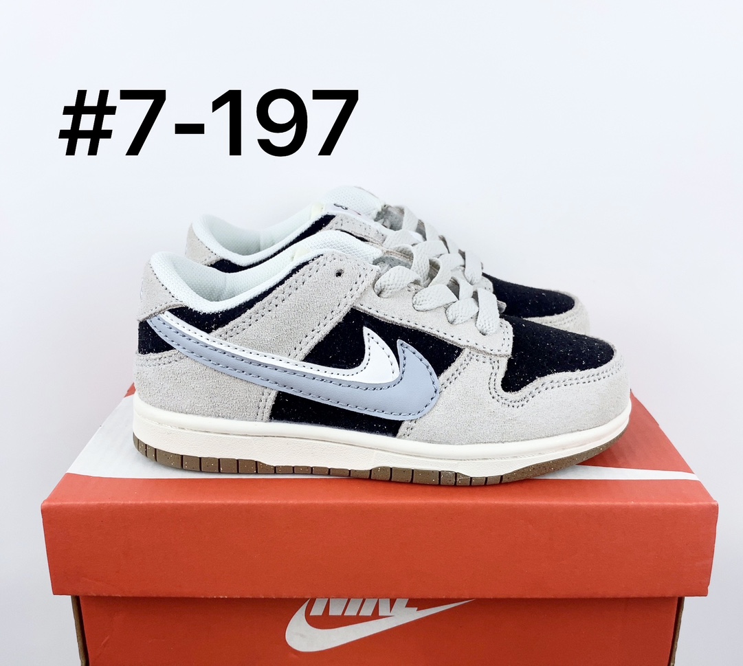 图片[9]-合🈴集图 新款双勾儿童板鞋-选品中心