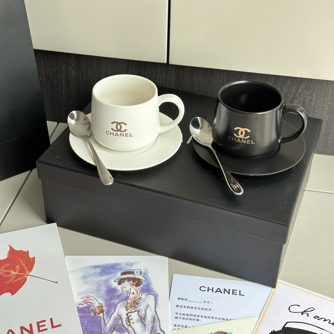 CHANEL Coffee & Tea Set (Set of 2 Cups, 2 Saucers, and 2 Spoons - Comprehensive 4