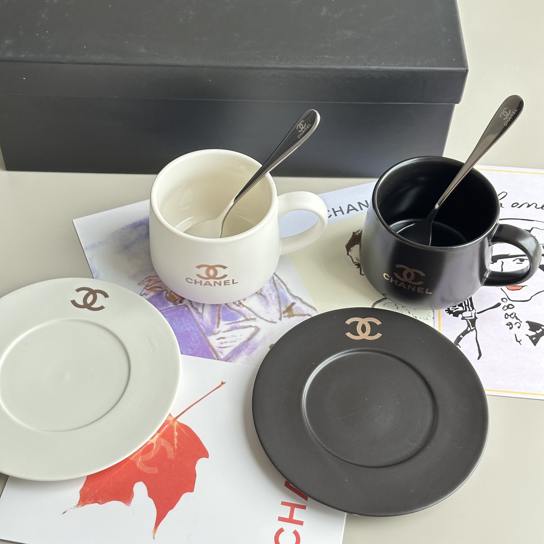 CHANEL Coffee & Tea Set (Set of 2 Cups, 2 Saucers, and 2 Spoons - Comprehensive 7