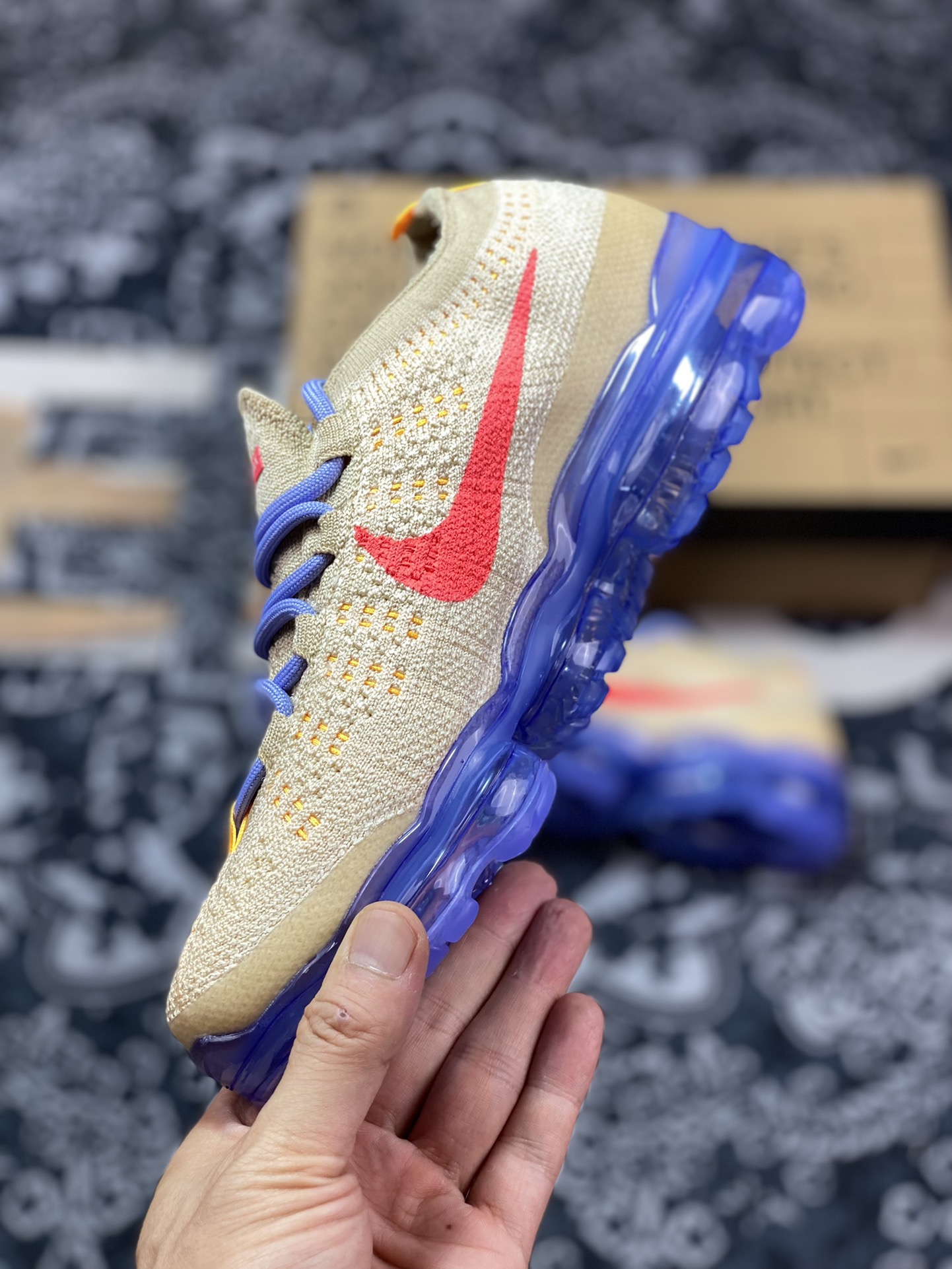 Nike Air VaporMax 2023 Flyknit FK ”Pale Vanilla” 2023 large air cushion jogging shoes ”Sesame Yellow Blue Purple Red Hook” DV6840-200