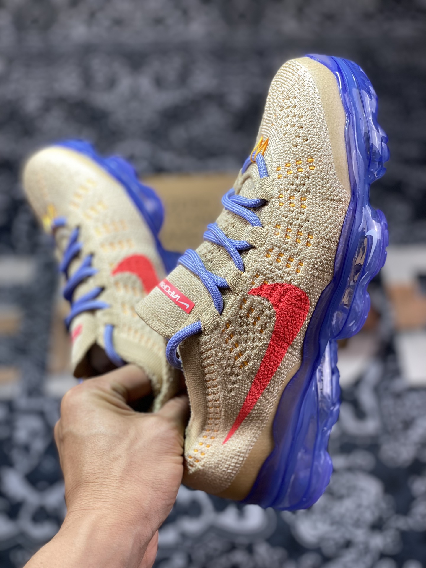 Nike Air VaporMax 2023 Flyknit FK ”Pale Vanilla” 2023 large air cushion jogging shoes ”Sesame Yellow Blue Purple Red Hook” DV6840-200