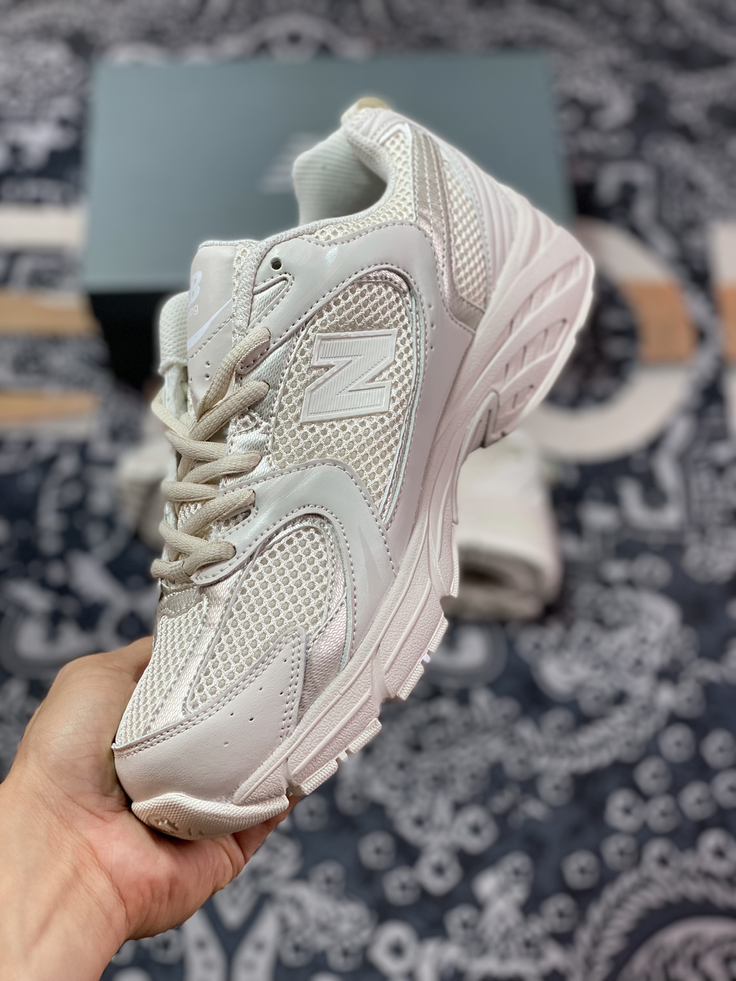 New Balance MR530 series retro dad style mesh running casual sports shoes ”Milk Tea Bone White Gray Silver” MR530AA1