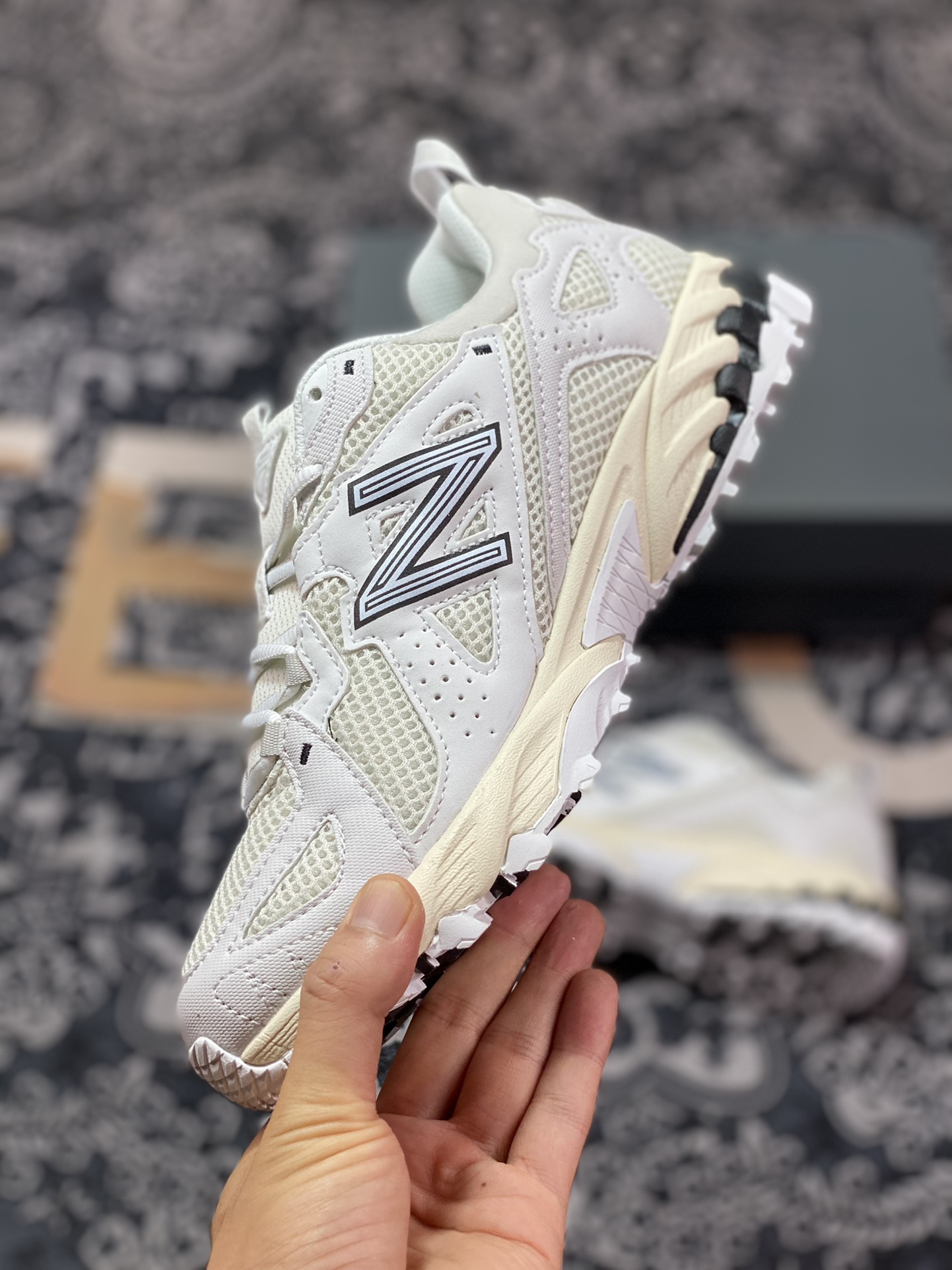 New Balance ML610T series low-top mountain trail running travel retro daddy style casual sports shoes ”beige black” ML610TBA