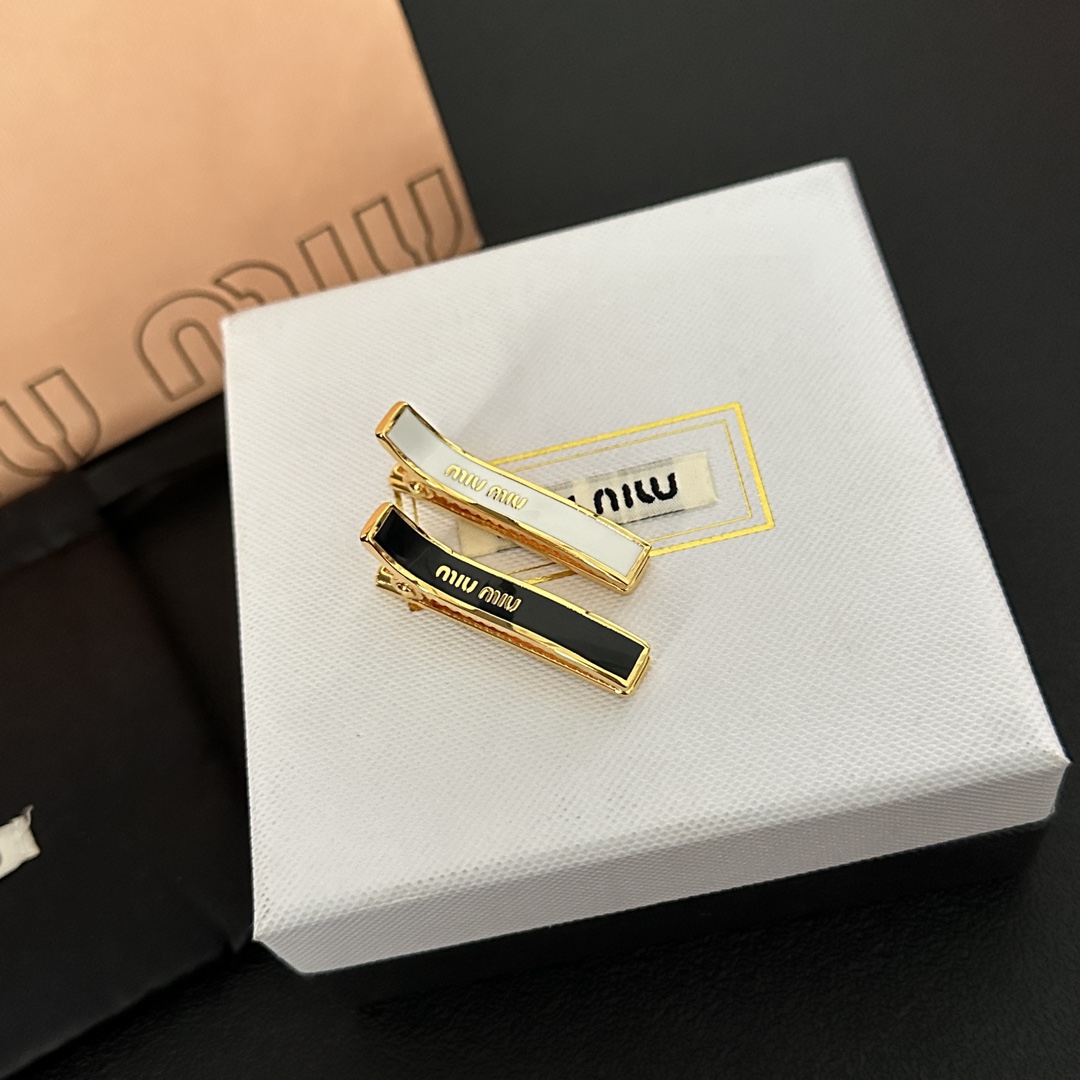 Miu Miu Reversible Bucket Hat: Logo Jacquard vs. Solid Silk, Adjustable Chin Strap 14 i1691982190 4968 3