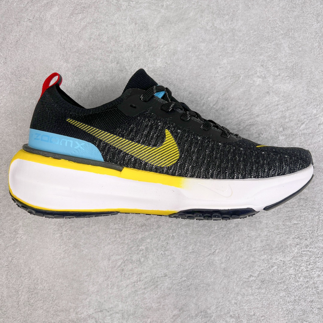 零售💰220 ＃福利特价‼NK ZoomX Invincible Run Flyknit FK3 不可战胜3代系列轻量飞织低帮休闲运动慢跑鞋 此鞋专为短跑运动员而生 是为 5 至 10 公里距离的赛事和训练打造 整体设计采用流线型的轻质工程网眼材质构成鞋面 并与其他 Running 旗舰鞋款同样搭载全脚掌 ZoomX 缓冲中底 搭配 Pebax 物料与橡胶外底 ZoomX StreakFly 首发配色以Prototype呈现 其灵感是来自开发期间的磨损测试 透过编号的标记与内侧的预期跑步距离突出研发过程 尺码：36 36.5 37.5 38 38.5 39 40 40.5 41 42 42.5 43 44 44.5 45 编码：Sby2936020-运动鞋