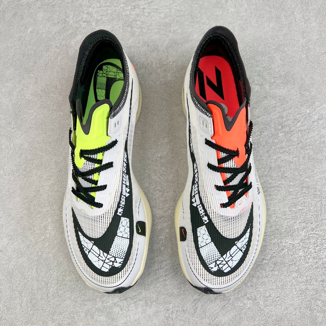 图片[2]-零售💰190 ＃福利特价‼NK ZoomX Vaporfly Next% 破2马拉松跑鞋 细节整体升级 这款next%和上一款4%的鞋最大区的别于在鞋面面料 鞋面使用了全新 Vaporweave 科技 这种类似蝉翼的材质相比 Flyknit 更加轻薄透气 非对称的鞋带系统和泡棉护垫的加入令舒适度更高 鞋头辅以超大的 Swoosh 点缀 再配上流线型外观设计 时尚感十足 SIZE：36 36.5 37.5 38 38.5 39 40 40.5 41 42 42.5 43 44 44.5 45 编码：Bby1936090-运动鞋