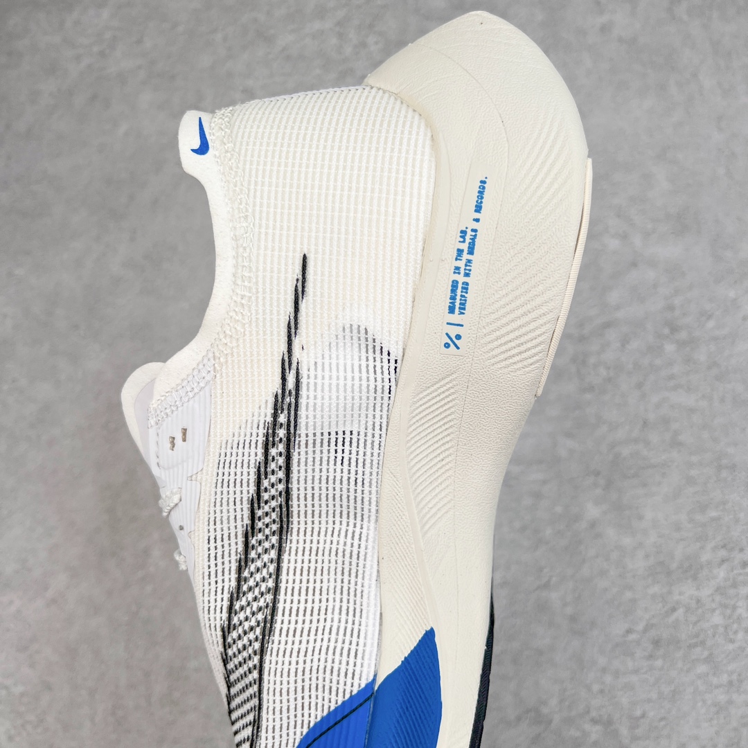 图片[7]-零售💰190 ＃福利特价‼NK ZoomX Vaporfly Next% 破2马拉松跑鞋 细节整体升级 这款next%和上一款4%的鞋最大区的别于在鞋面面料 鞋面使用了全新 Vaporweave 科技 这种类似蝉翼的材质相比 Flyknit 更加轻薄透气 非对称的鞋带系统和泡棉护垫的加入令舒适度更高 鞋头辅以超大的 Swoosh 点缀 再配上流线型外观设计 时尚感十足 SIZE：36 36.5 37.5 38 38.5 39 40 40.5 41 42 42.5 43 44 44.5 45 编码：Bby1936090-运动鞋