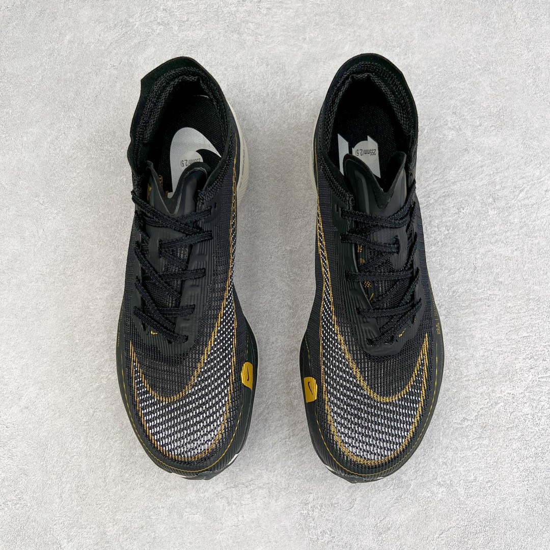 图片[2]-零售💰190 ＃福利特价‼NK ZoomX Vaporfly Next% 破2马拉松跑鞋 细节整体升级 这款next%和上一款4%的鞋最大区的别于在鞋面面料 鞋面使用了全新 Vaporweave 科技 这种类似蝉翼的材质相比 Flyknit 更加轻薄透气 非对称的鞋带系统和泡棉护垫的加入令舒适度更高 鞋头辅以超大的 Swoosh 点缀 再配上流线型外观设计 时尚感十足 SIZE：36 36.5 37.5 38 38.5 39 40 40.5 41 42 42.5 43 44 44.5 45 编码：Bby1936090-运动鞋