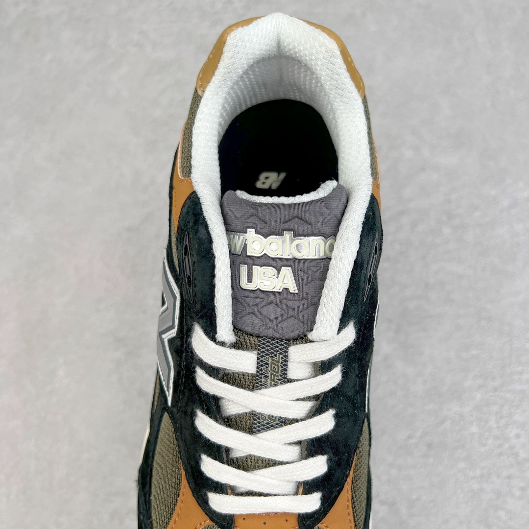 图片[5]-＃K版纯原福利 New Balance M990BB3 新百伦NB990V3 黑棕 第三代总统复古慢跑鞋 正确3M反光细节 原楦原纸版开发 正确6层组合底模精密开发 搭载全新碳素中底 后跟透明TPU水晶装饰条稳固 沿用了引以为傲的跑鞋手工技艺 采用猪皮绒面并包裹局部透气网面的鞋身设计 菱网鞋舌上刻有New Balance USA 鞋面依旧身着经典的大热之灰 彰显了其高端的品质身份 尺码：36 37 37.5 38 38.5 39 40 40.5 41.5 42 42.5 43 44 45-选品中心