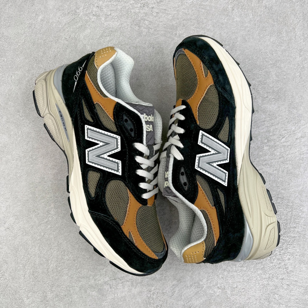 图片[3]-＃K版纯原福利 New Balance M990BB3 新百伦NB990V3 黑棕 第三代总统复古慢跑鞋 正确3M反光细节 原楦原纸版开发 正确6层组合底模精密开发 搭载全新碳素中底 后跟透明TPU水晶装饰条稳固 沿用了引以为傲的跑鞋手工技艺 采用猪皮绒面并包裹局部透气网面的鞋身设计 菱网鞋舌上刻有New Balance USA 鞋面依旧身着经典的大热之灰 彰显了其高端的品质身份 尺码：36 37 37.5 38 38.5 39 40 40.5 41.5 42 42.5 43 44 45-选品中心