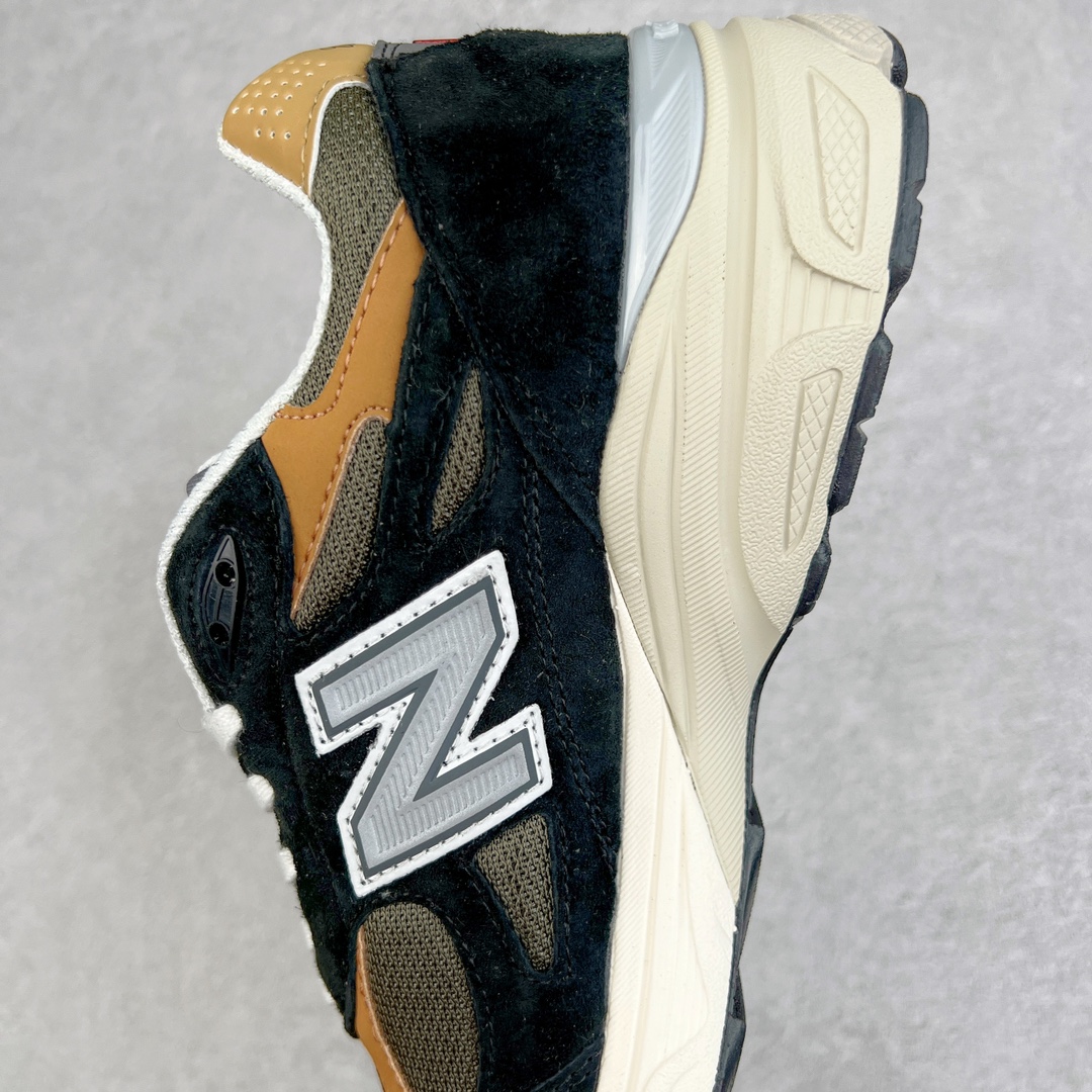 图片[7]-＃K版纯原福利 New Balance M990BB3 新百伦NB990V3 黑棕 第三代总统复古慢跑鞋 正确3M反光细节 原楦原纸版开发 正确6层组合底模精密开发 搭载全新碳素中底 后跟透明TPU水晶装饰条稳固 沿用了引以为傲的跑鞋手工技艺 采用猪皮绒面并包裹局部透气网面的鞋身设计 菱网鞋舌上刻有New Balance USA 鞋面依旧身着经典的大热之灰 彰显了其高端的品质身份 尺码：36 37 37.5 38 38.5 39 40 40.5 41.5 42 42.5 43 44 45-选品中心