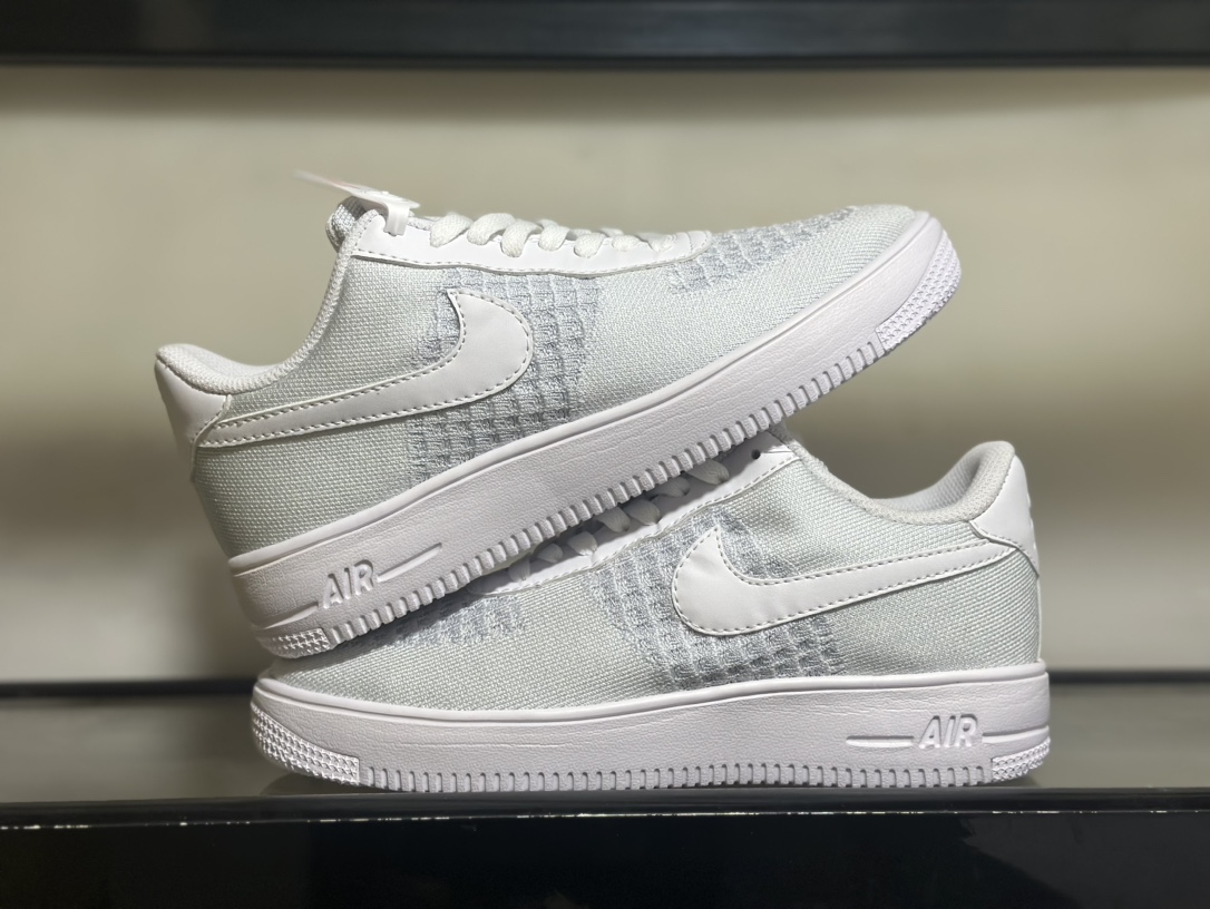 NikeAirForce1Low飞线