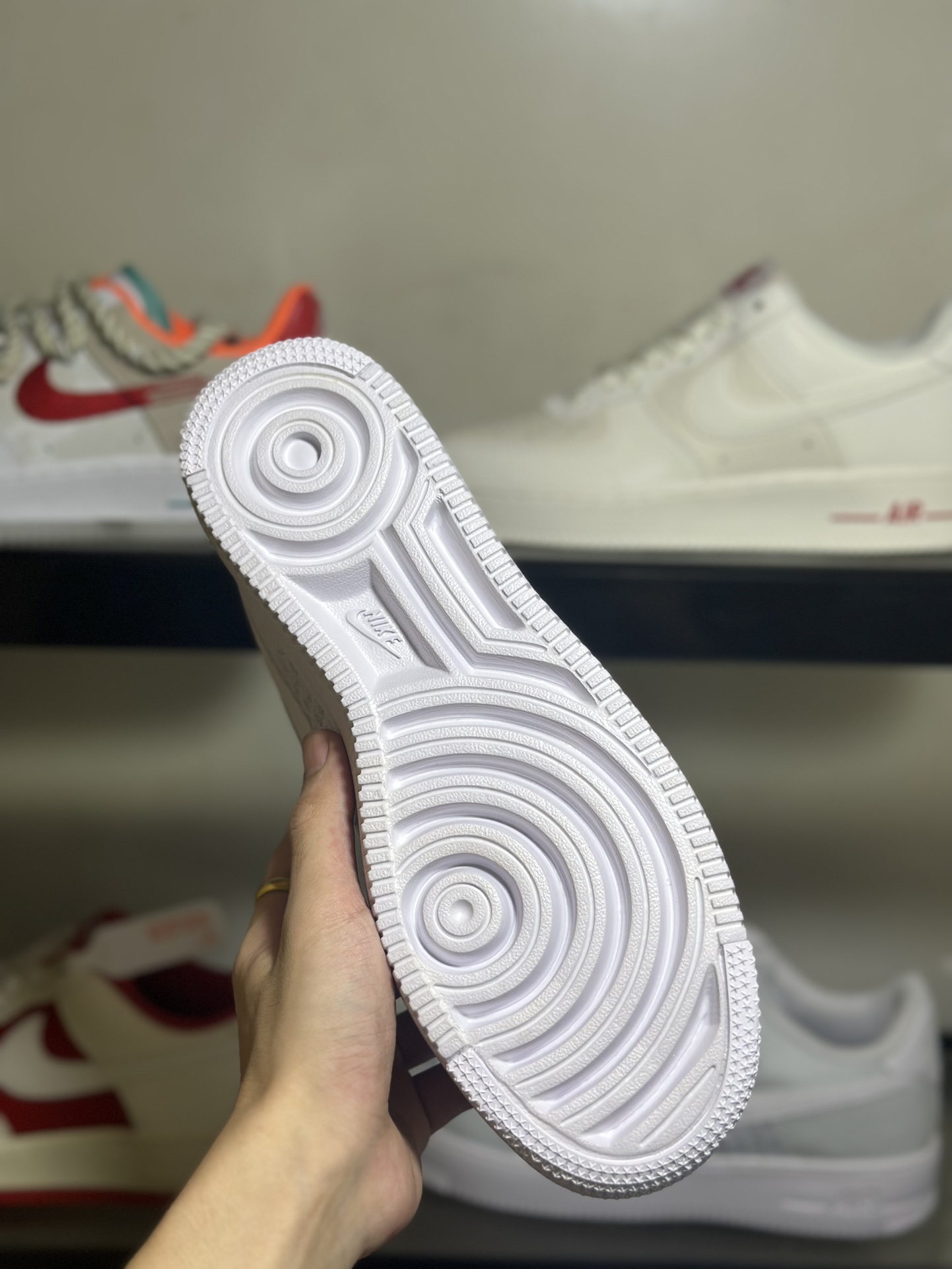 NikeAirForce1Low飞线