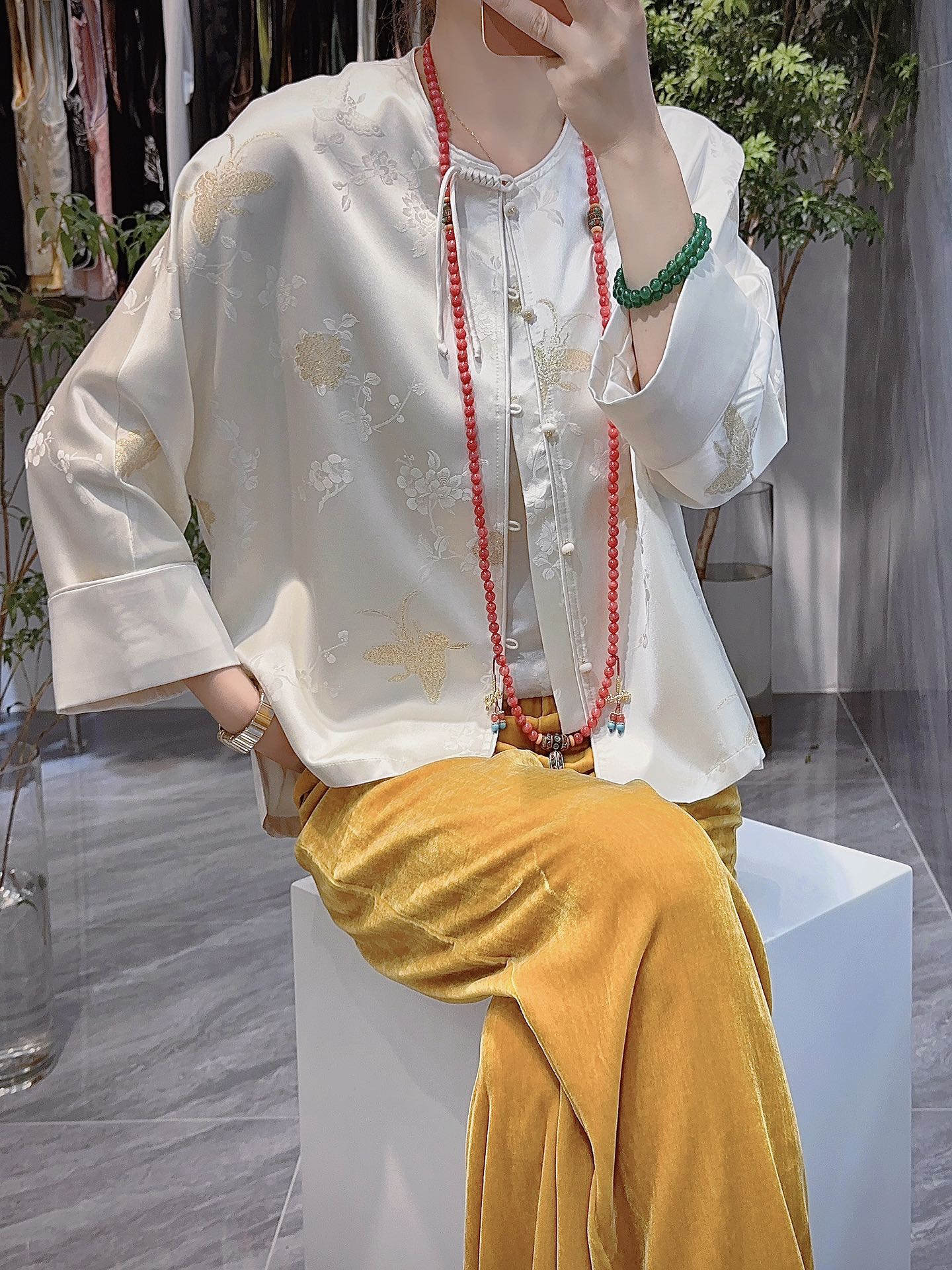 ????国风新中式织金蝴蝶真丝提花中式外套，米白色，S- XL