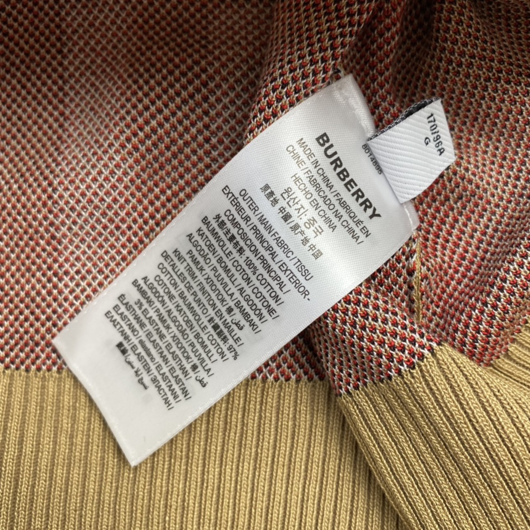 T.L. Burberry Barbara Classic Script T-shirt: High-Quality Knitted Tampons in Khaki - 图片 9