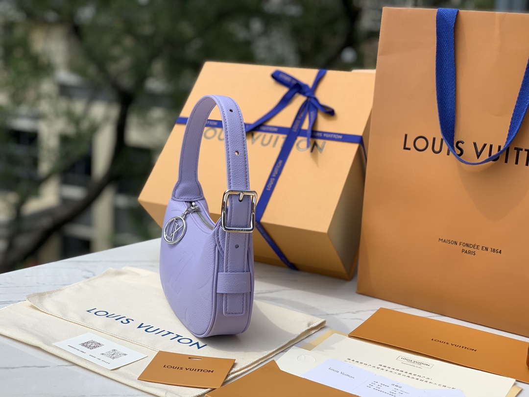 非市场普通货 进口皮料半钢五金 m82426尺寸20.5 x 11 x 5厘米 LV新款Mini Moo