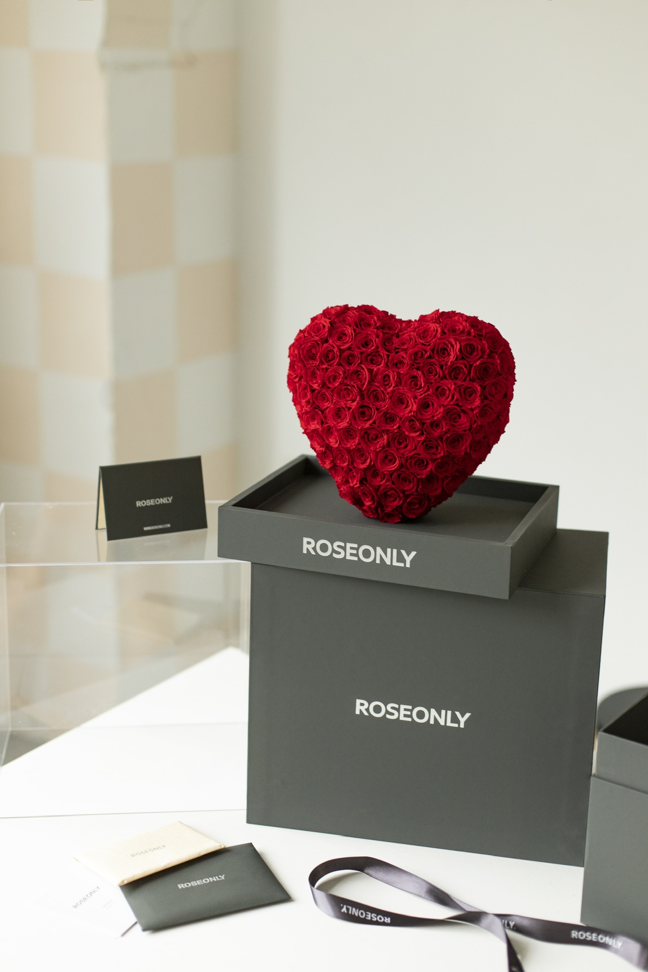 Roseonly Red Heart Rose Box: Eternal Love & Romance - The Ultimate Gift 9 i1692027733 9431 7