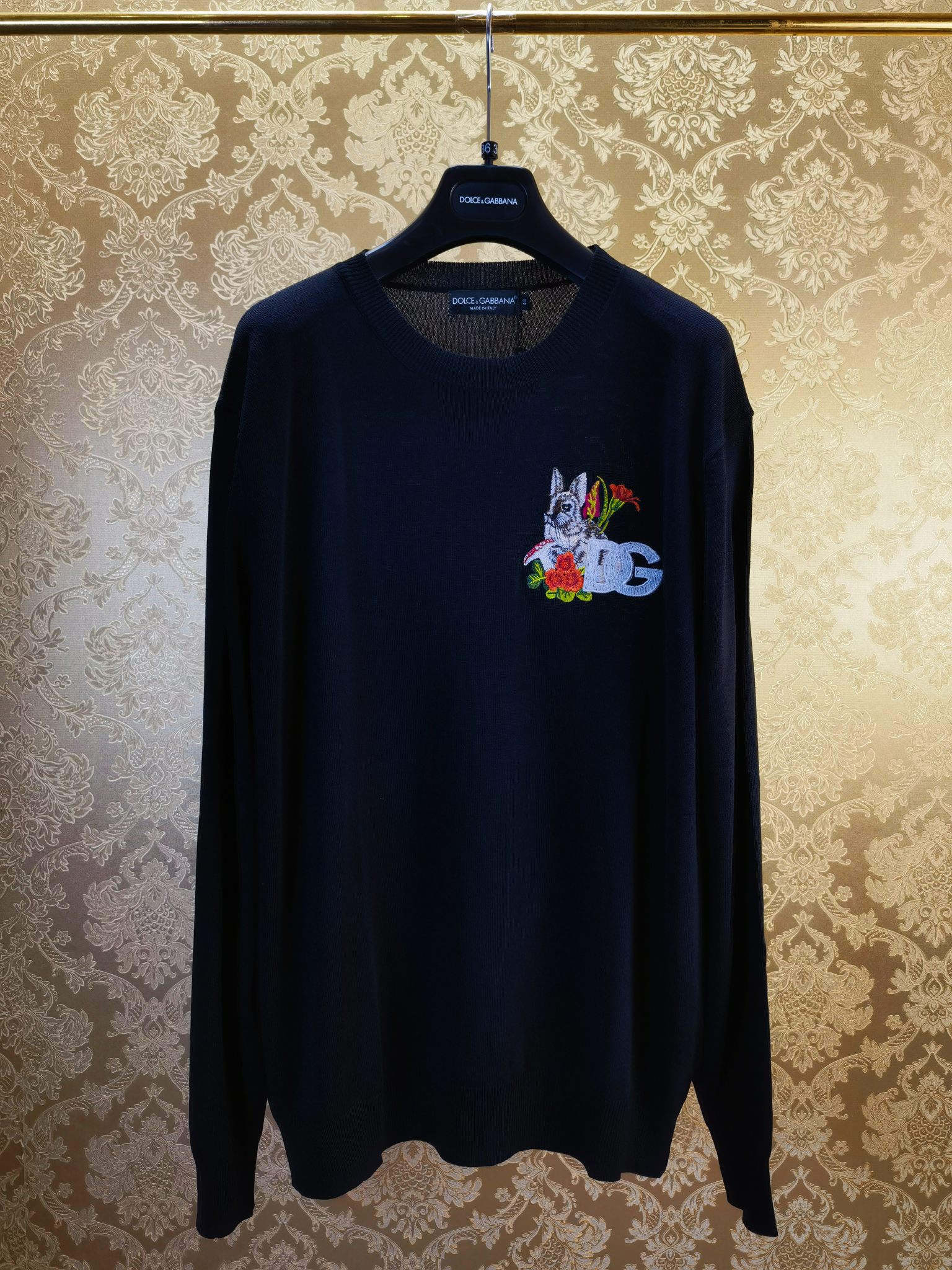 𝘿𝙊𝙇𝘾𝙀 & 𝙂𝘼𝘽𝘽𝘼𝙉𝘼 2024 Otoño/Invierno Nuevo estilo, suéter de manga larga de alta calidad con bordado de abej…