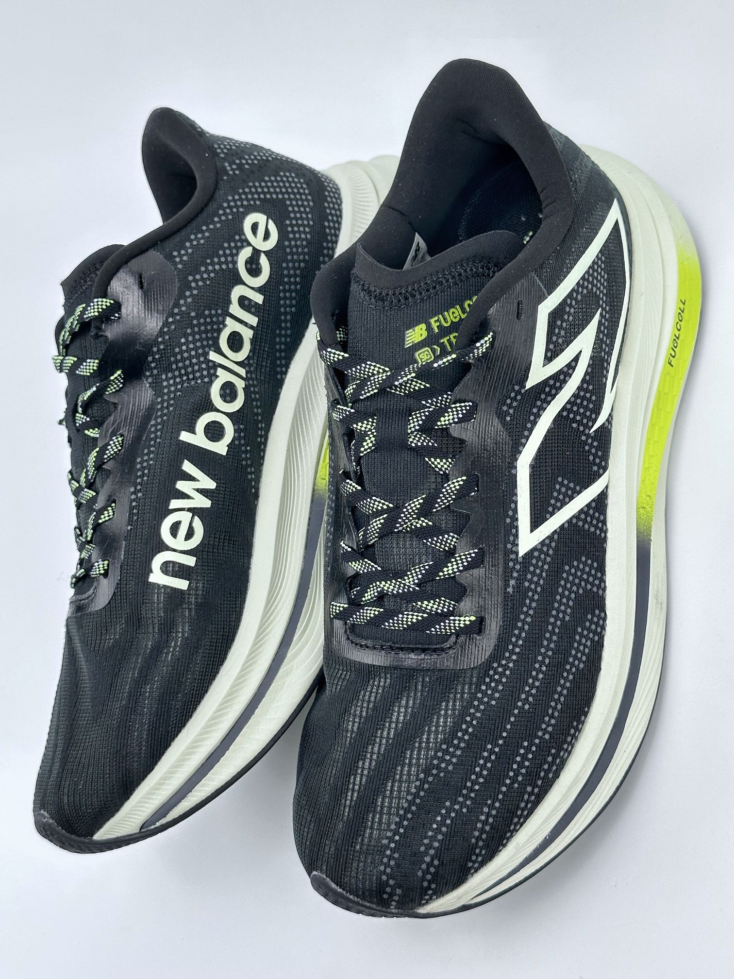 New Balance FuelCell SuperComp Trainer V2 NB series ultra-lightweight low-top casual sports jogging shoes MRCXBK3