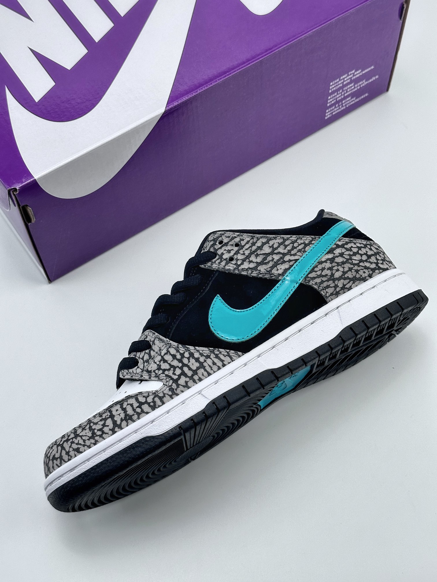 NIKE SB Dunk Low ”clera jade” elephant crackle BQ6817-009