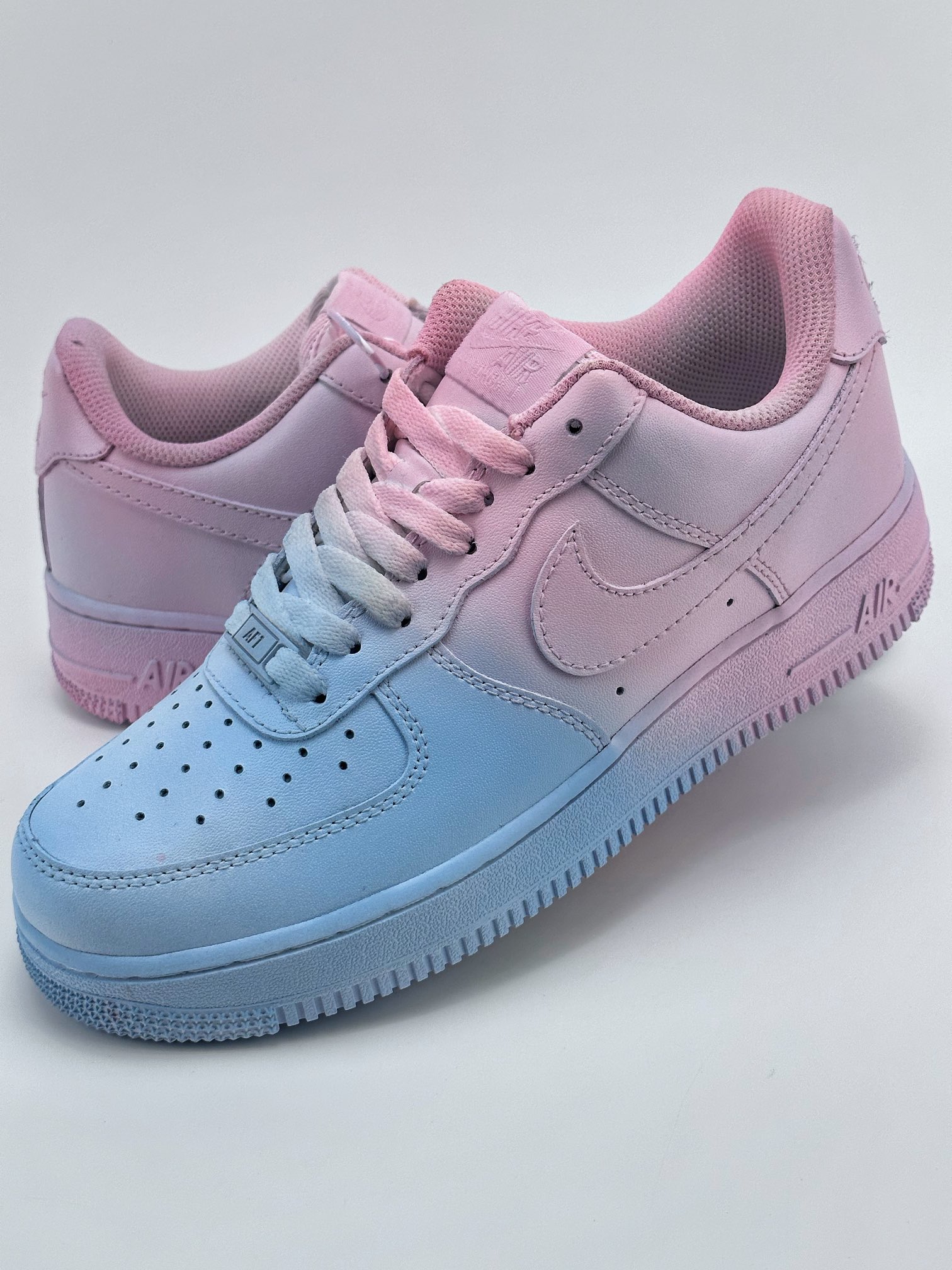 240 Nike Air Force 1 Low 07 蓝粉渐变 QX2023-707