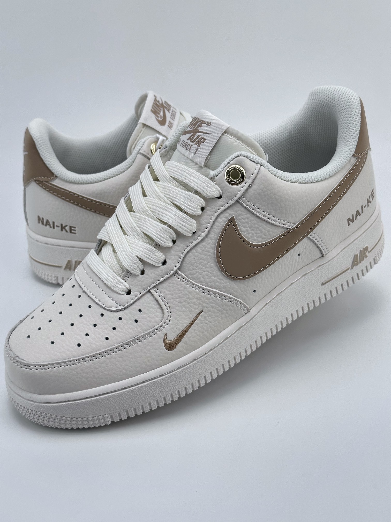 240 Nike Air Force 1 Low 07 字母白黄 NK0621-999