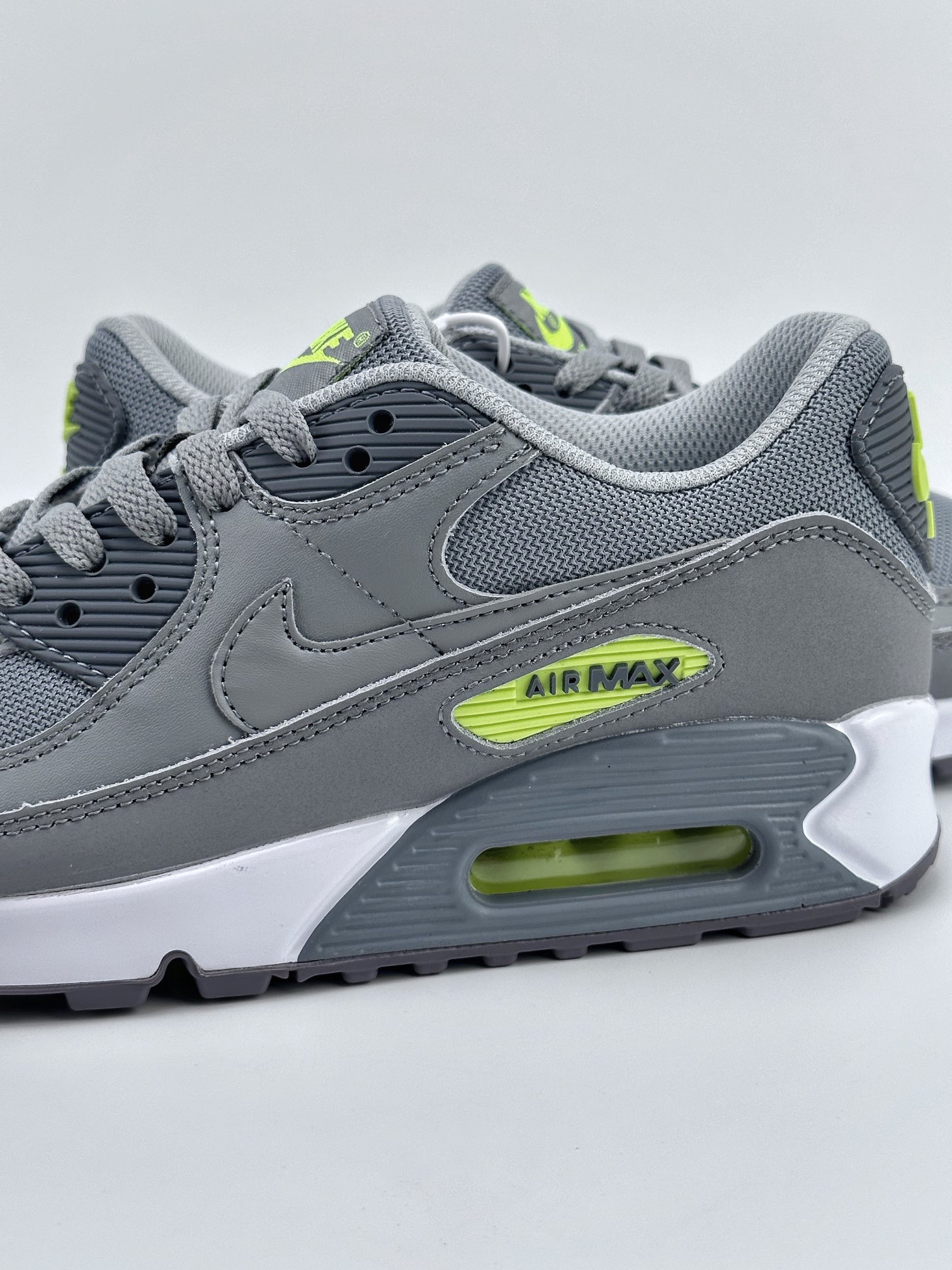 Nike Air Max 90 (Men's Shoes) Retro Wear-resistant Low-top Running Shoes DJ6881-002