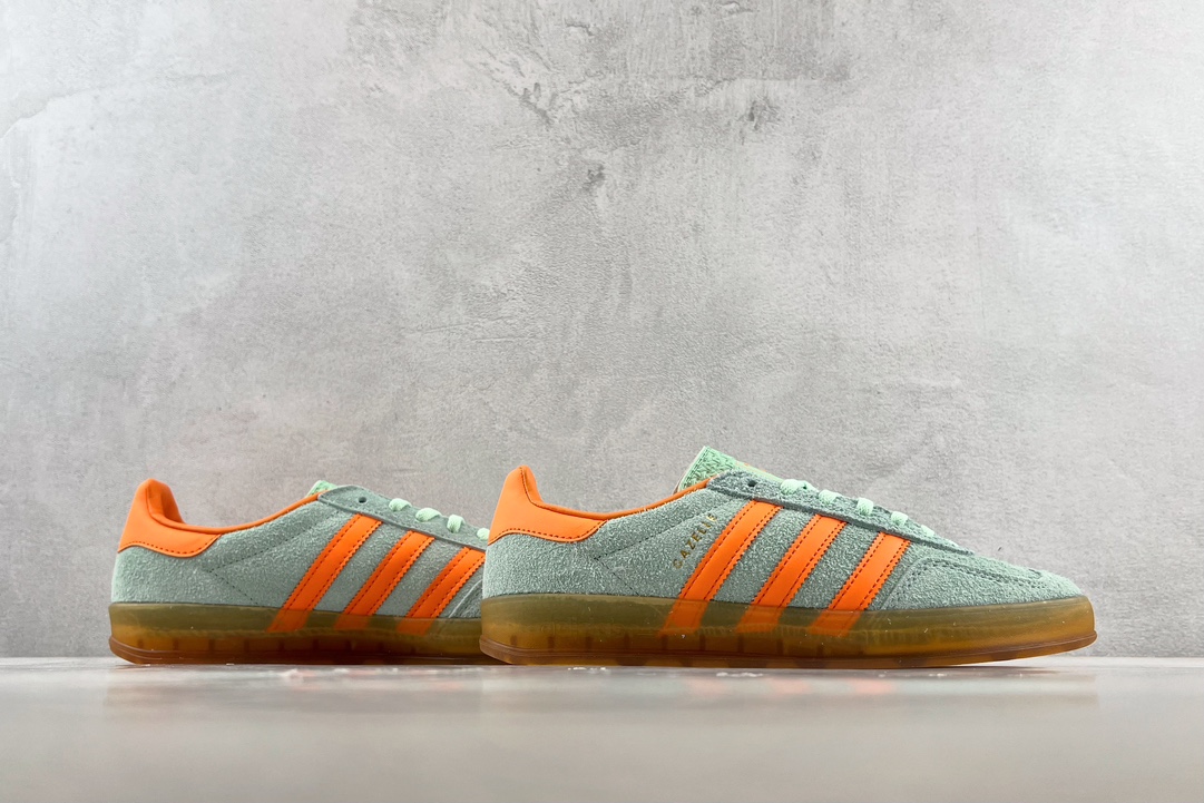 adidas originals Gazelle orange HQ8714