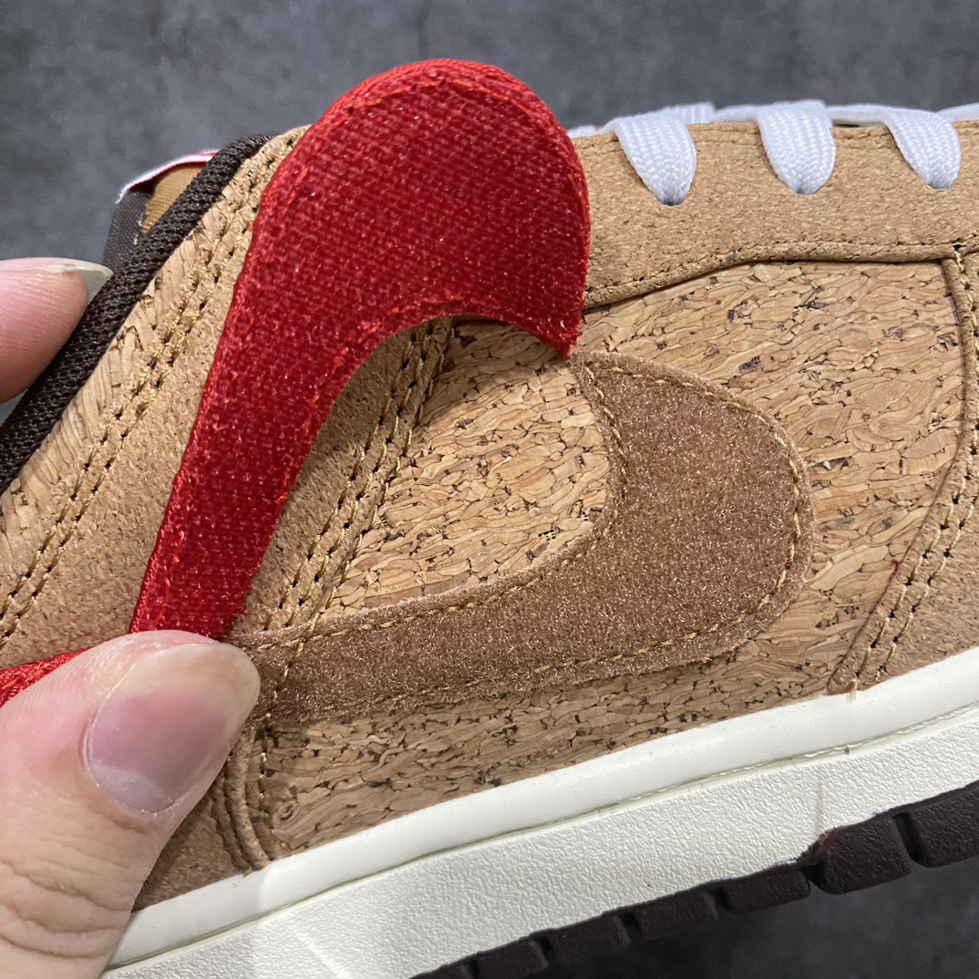 图片[3]-【Top版本】CLOT x NK Dunk Low \”Cork\” 陈冠希主理凝结集团 联名款 20周年 限定款低帮板鞋 FN0317-121 软木塞 换勾国内一线头部大厂出品 ！n知名厂牌同源 原厂软木屑面料原鞋原楦头纸板开发 原厂织唛标 全方位细节到位  尺码：36 36.5 37.5 38 38.5 39 40 40.5 41 42 42.5 43 44 44.5 45 46 47.5 注意：配件丢失不可退换-莆田鞋批发中心