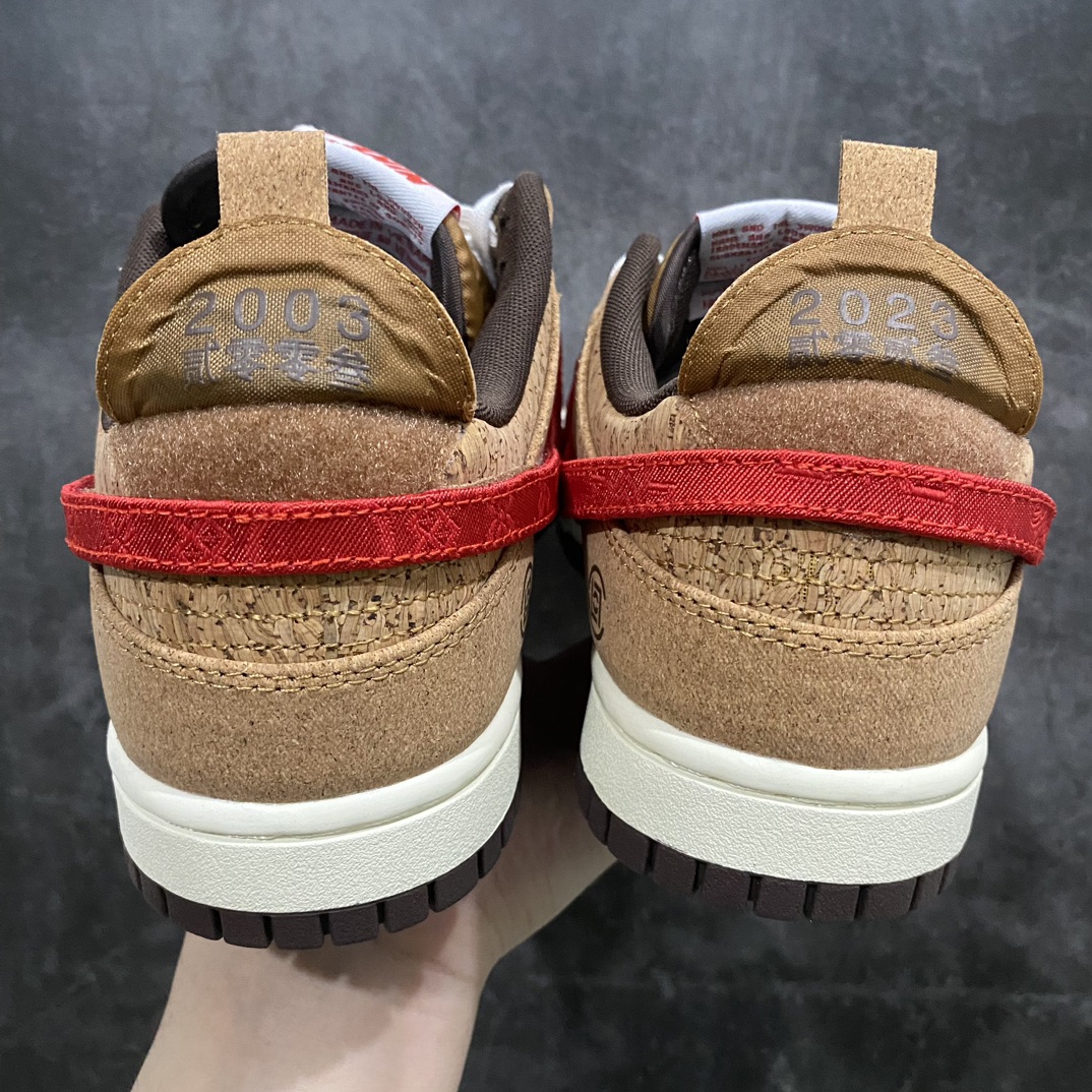 图片[2]-【Top版本】CLOT x NK Dunk Low \”Cork\” 陈冠希主理凝结集团 联名款 20周年 限定款低帮板鞋 FN0317-121 软木塞 换勾国内一线头部大厂出品 ！n知名厂牌同源 原厂软木屑面料原鞋原楦头纸板开发 原厂织唛标 全方位细节到位  尺码：36 36.5 37.5 38 38.5 39 40 40.5 41 42 42.5 43 44 44.5 45 46 47.5 注意：配件丢失不可退换-莆田鞋批发中心