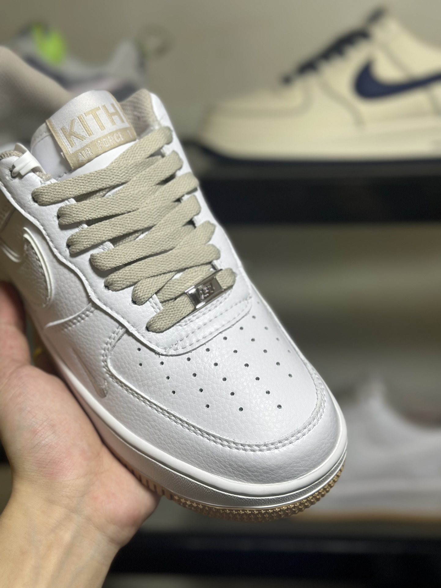 NikeAirForce1LowKi