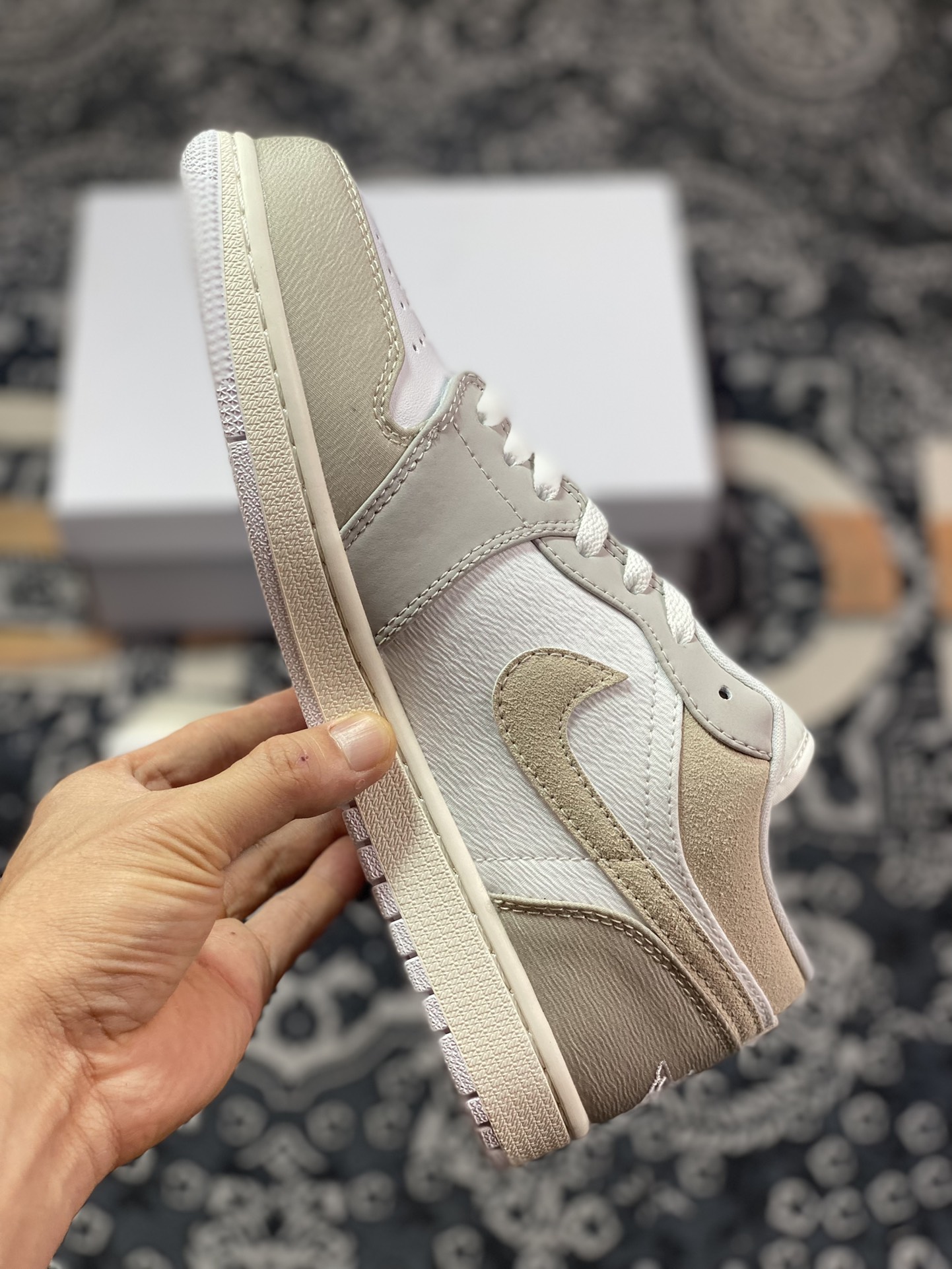 Air Jordan 1 Low American Grey DM5682-110